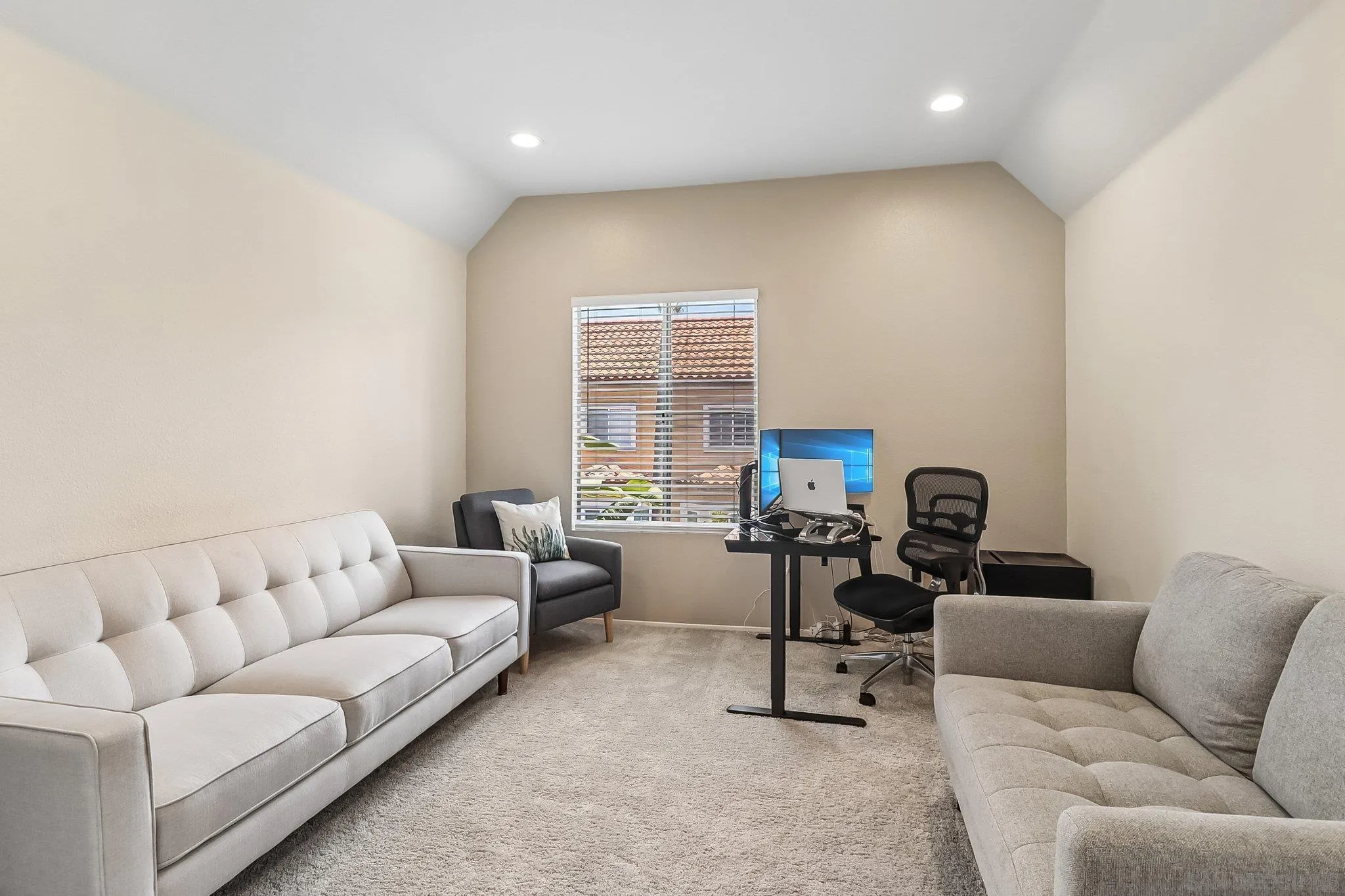 https://cdn.realtyfeed.com/cdn/127/260011363/2e58b5076bf0f0a189e915cedbe89c0d.webp
