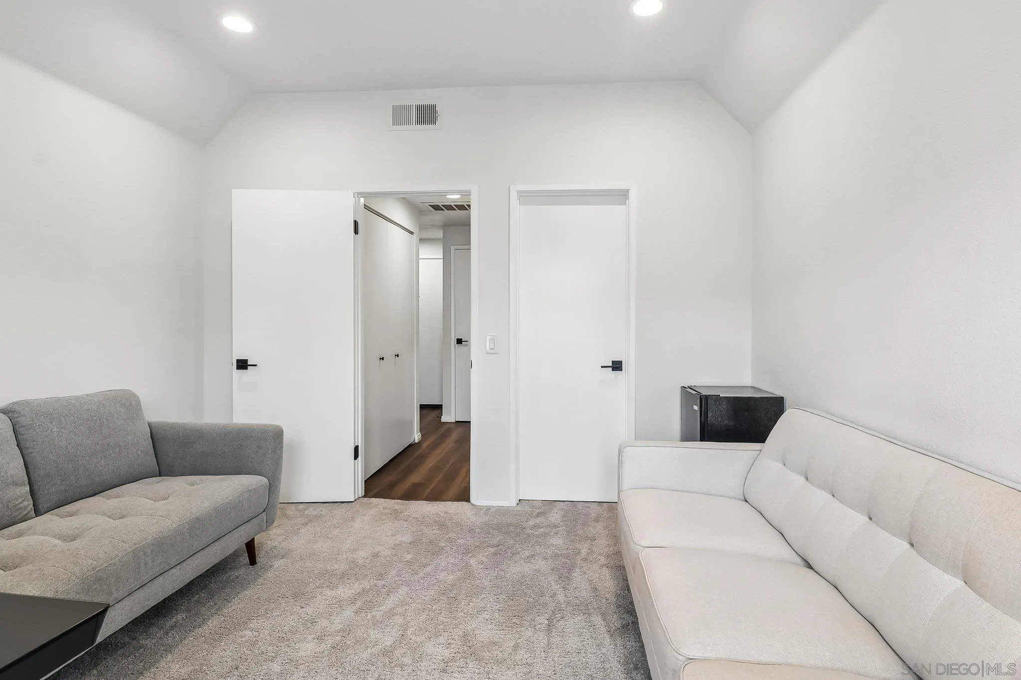 https://cdn.realtyfeed.com/cdn/127/260011363/605d7e31c714921ff7851e2931448a63.webp