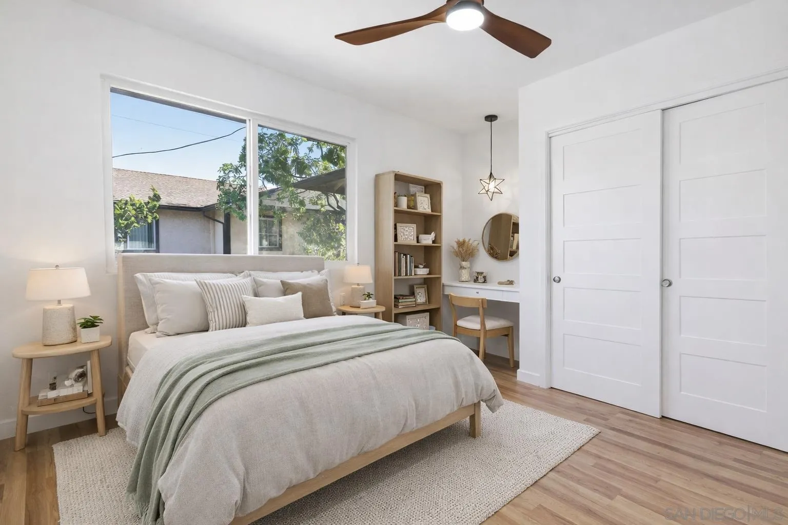 https://cdn.realtyfeed.com/cdn/127/260011364/37b0e4a4929d20f6784bf12736fe4c74.webp