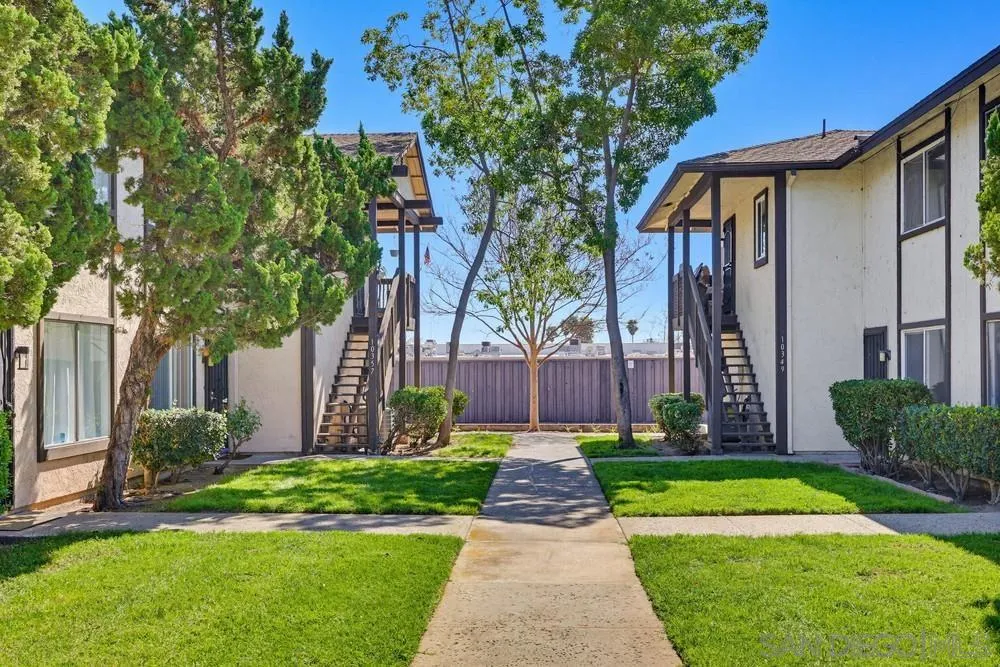 https://cdn.realtyfeed.com/cdn/127/260011364/8926b214078eadd465e31c6ebc03a4b6.webp