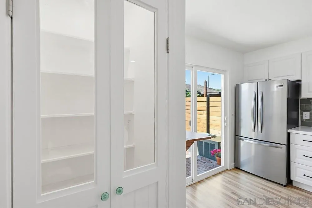 https://cdn.realtyfeed.com/cdn/127/260011364/a305a199bfdb900072efb84180780baa.webp
