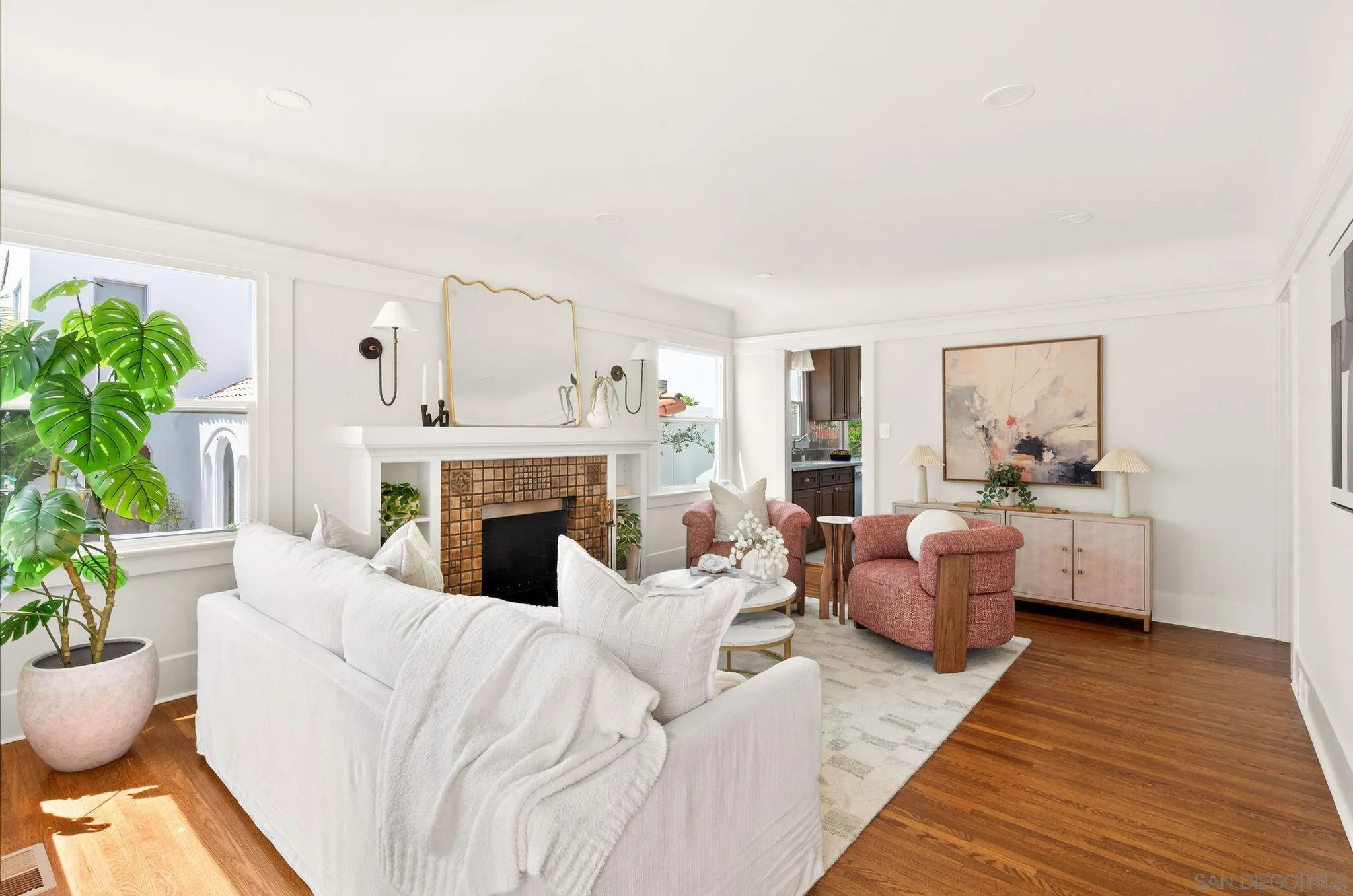 https://cdn.realtyfeed.com/cdn/127/260011365/123d3ed788af05925bca2c133c7c1669.webp