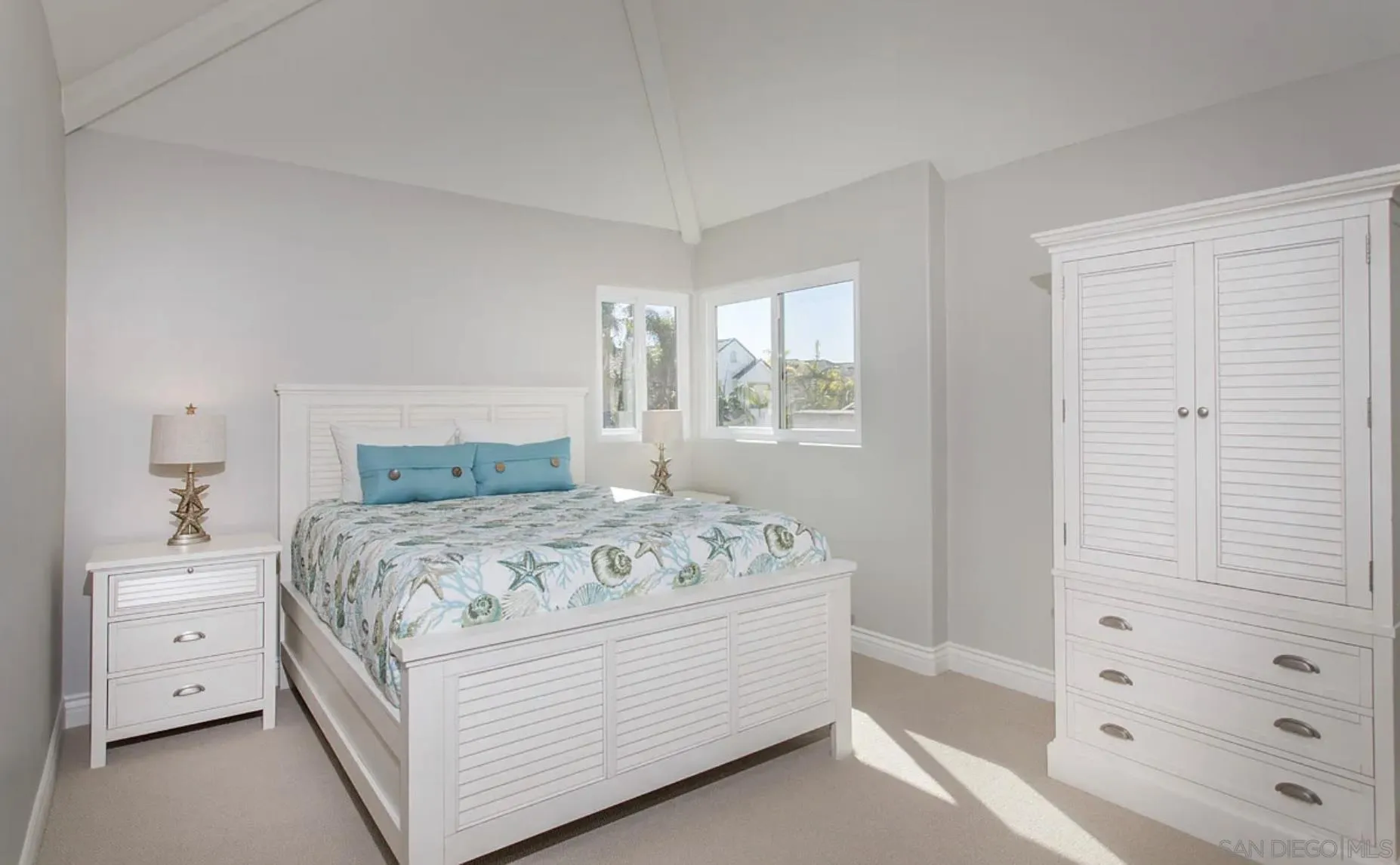 https://cdn.realtyfeed.com/cdn/127/260011366/4bbc9a6fedec513ff55fd937ba44ba7d.webp