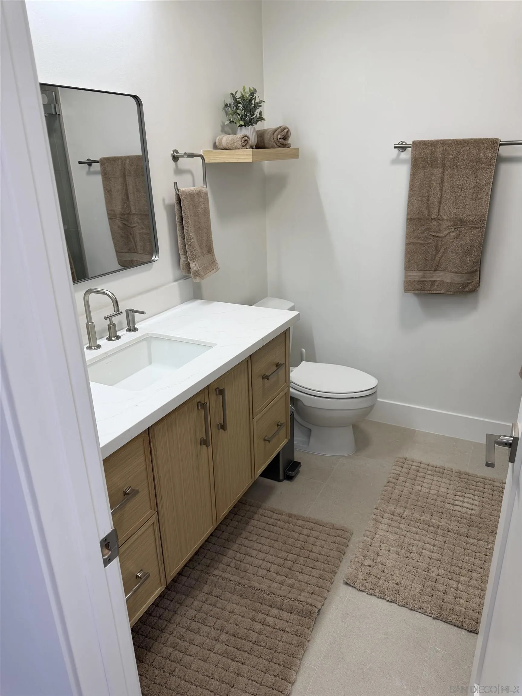 https://cdn.realtyfeed.com/cdn/127/260011368/b5467e0edda8a0ca268a54c0b228a978.webp