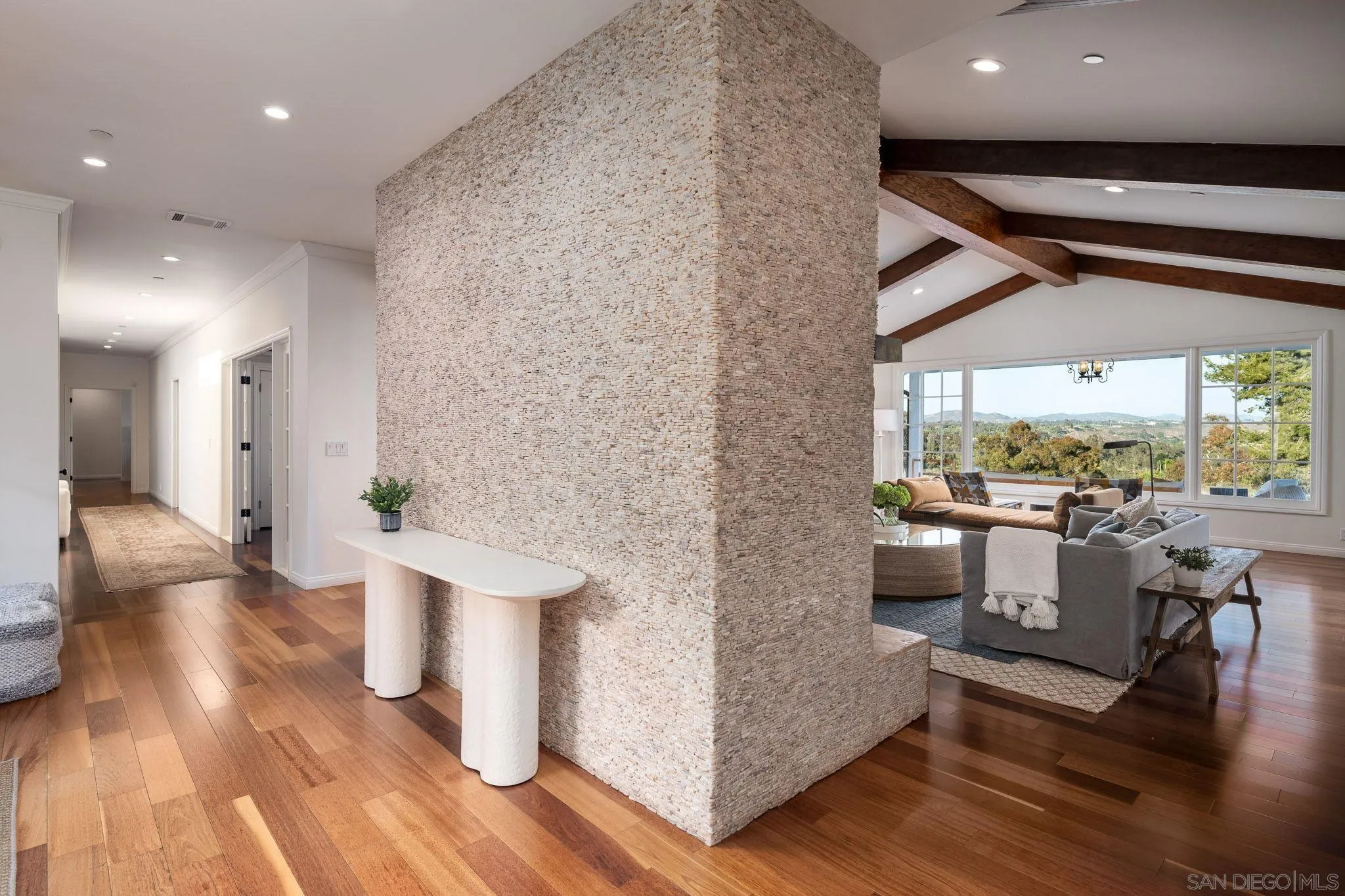 https://cdn.realtyfeed.com/cdn/127/260011369/057d22c03ae6011ce392c828bd8eadba.webp