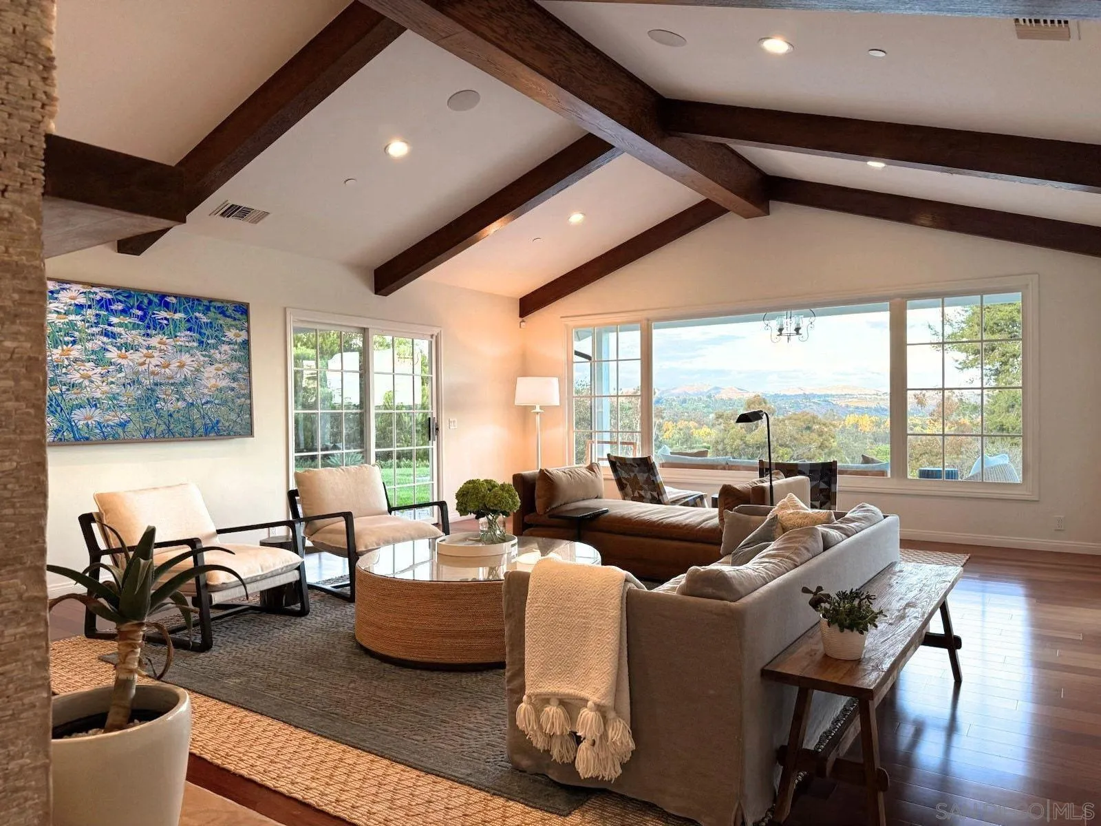 https://cdn.realtyfeed.com/cdn/127/260011369/77ed6f2a4fe7253becb05050a4dccc04.webp