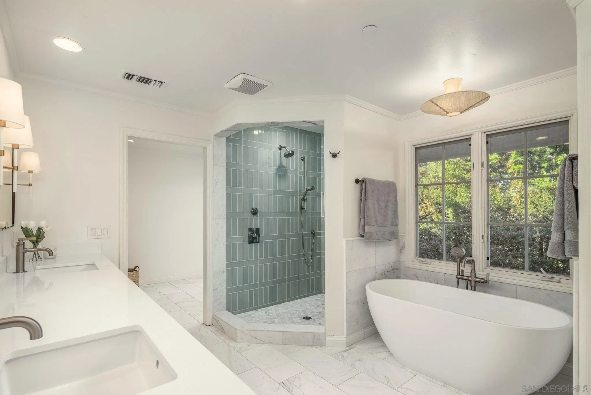 https://cdn.realtyfeed.com/cdn/127/260011369/a3d7b19ccdd05c484cc5e7275bbdec8d.webp