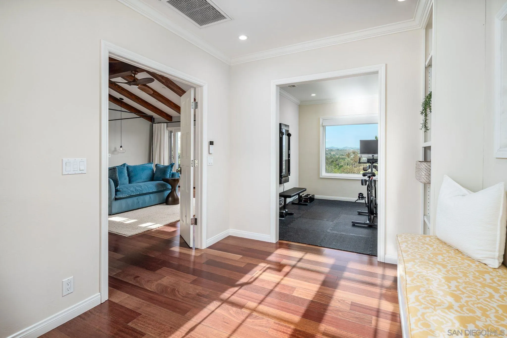 https://cdn.realtyfeed.com/cdn/127/260011369/ac749c31a8f5edca1a11ffab2b98e311.webp
