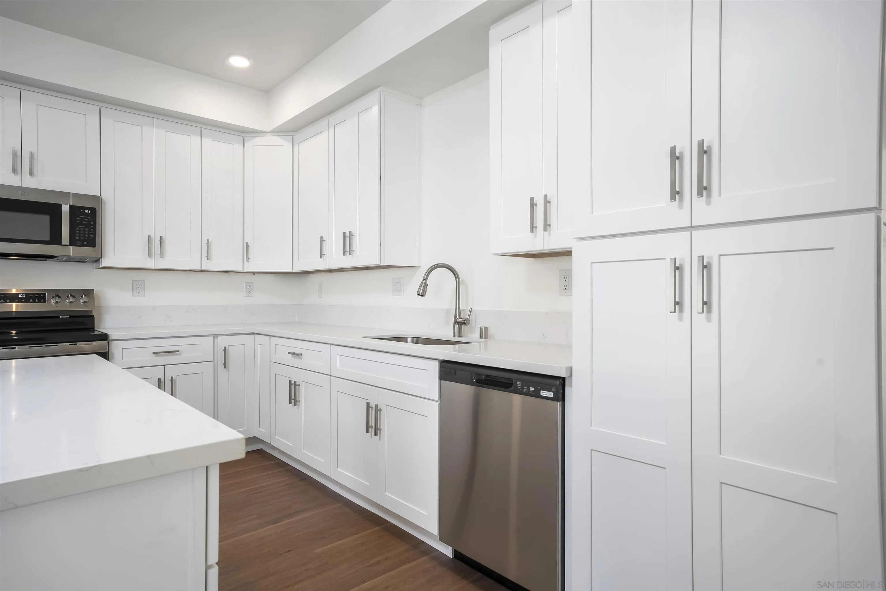 1815 La Siesta, National City, CA 91950
