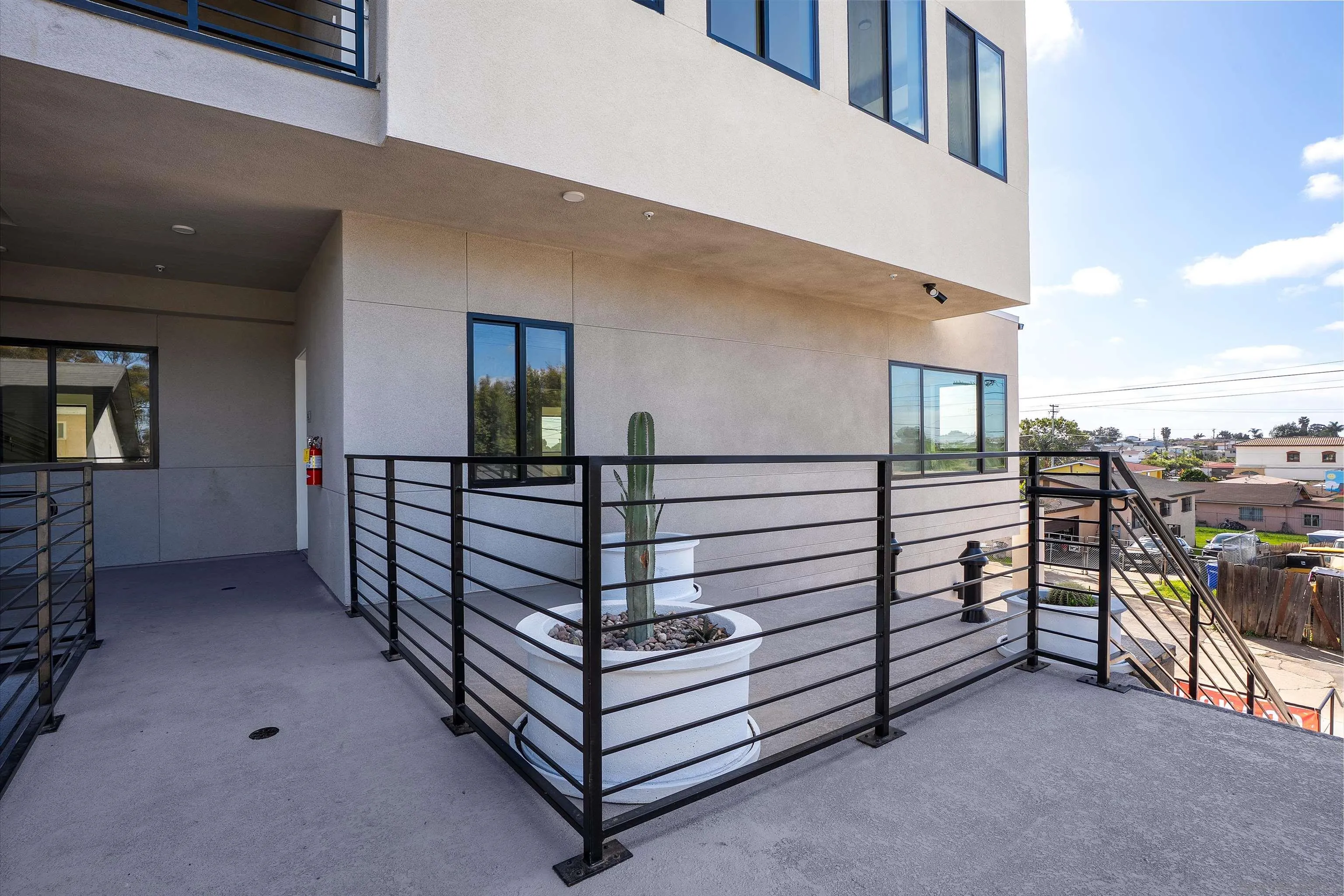 1815 La Siesta, National City, CA 91950