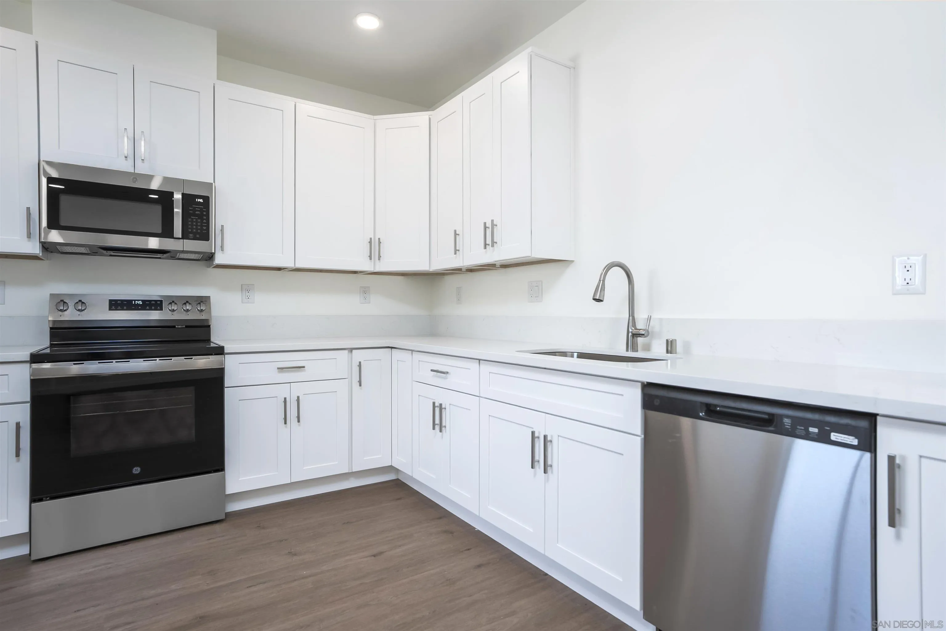 1815 La Siesta, National City, CA 91950