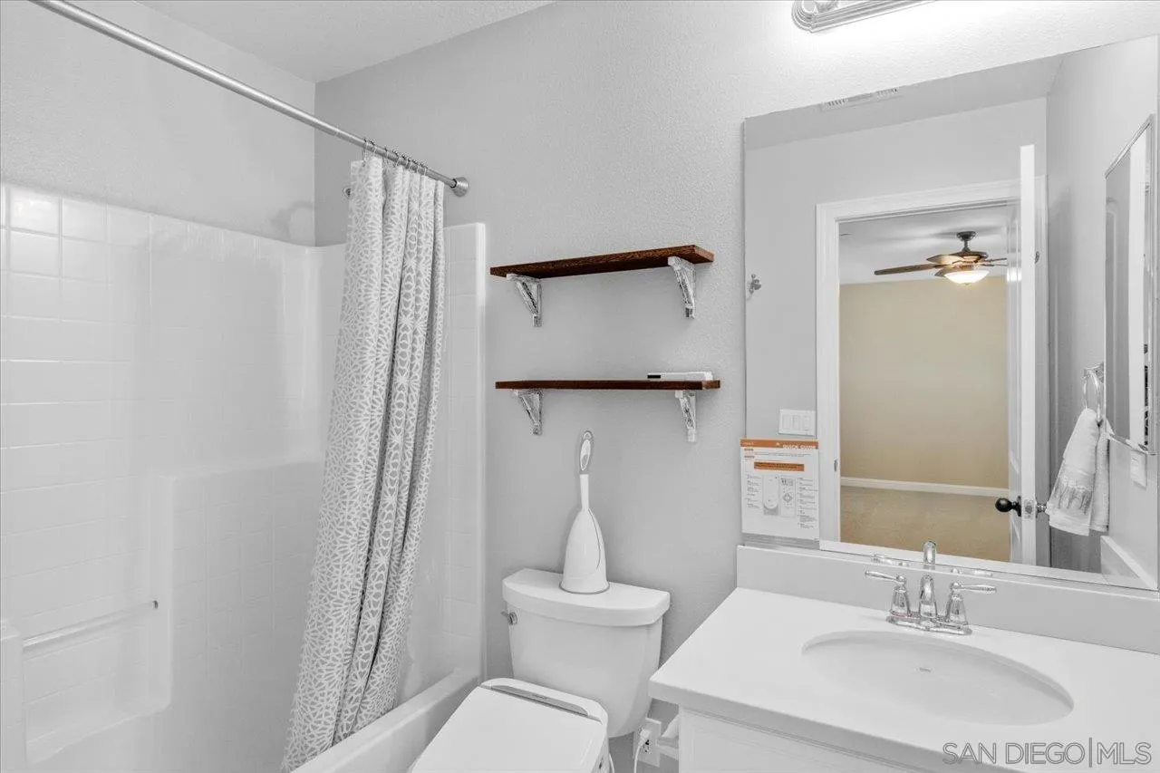 https://cdn.realtyfeed.com/cdn/127/260011372/a56f14f2fcda8831b79a92d265148ed3.webp