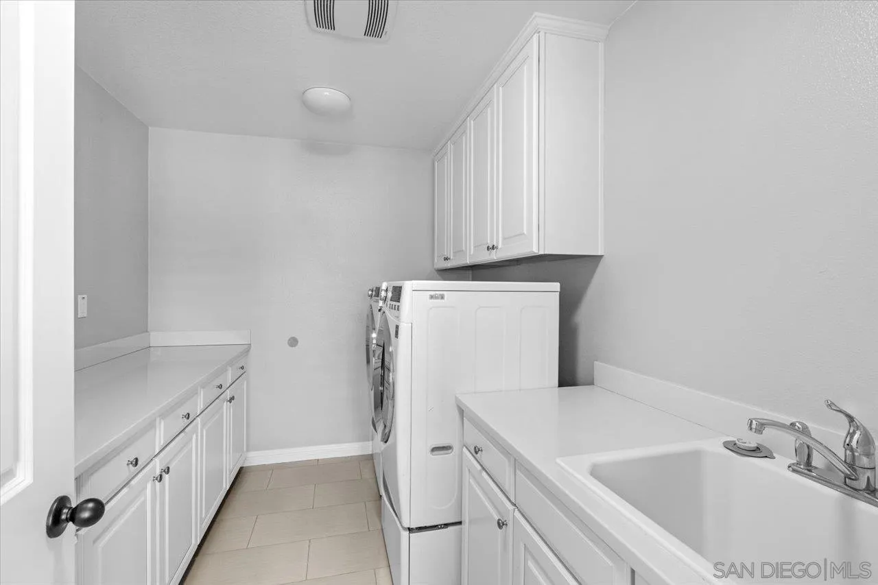 https://cdn.realtyfeed.com/cdn/127/260011372/a84958ccd98ad3f00969a08b2dec0723.webp