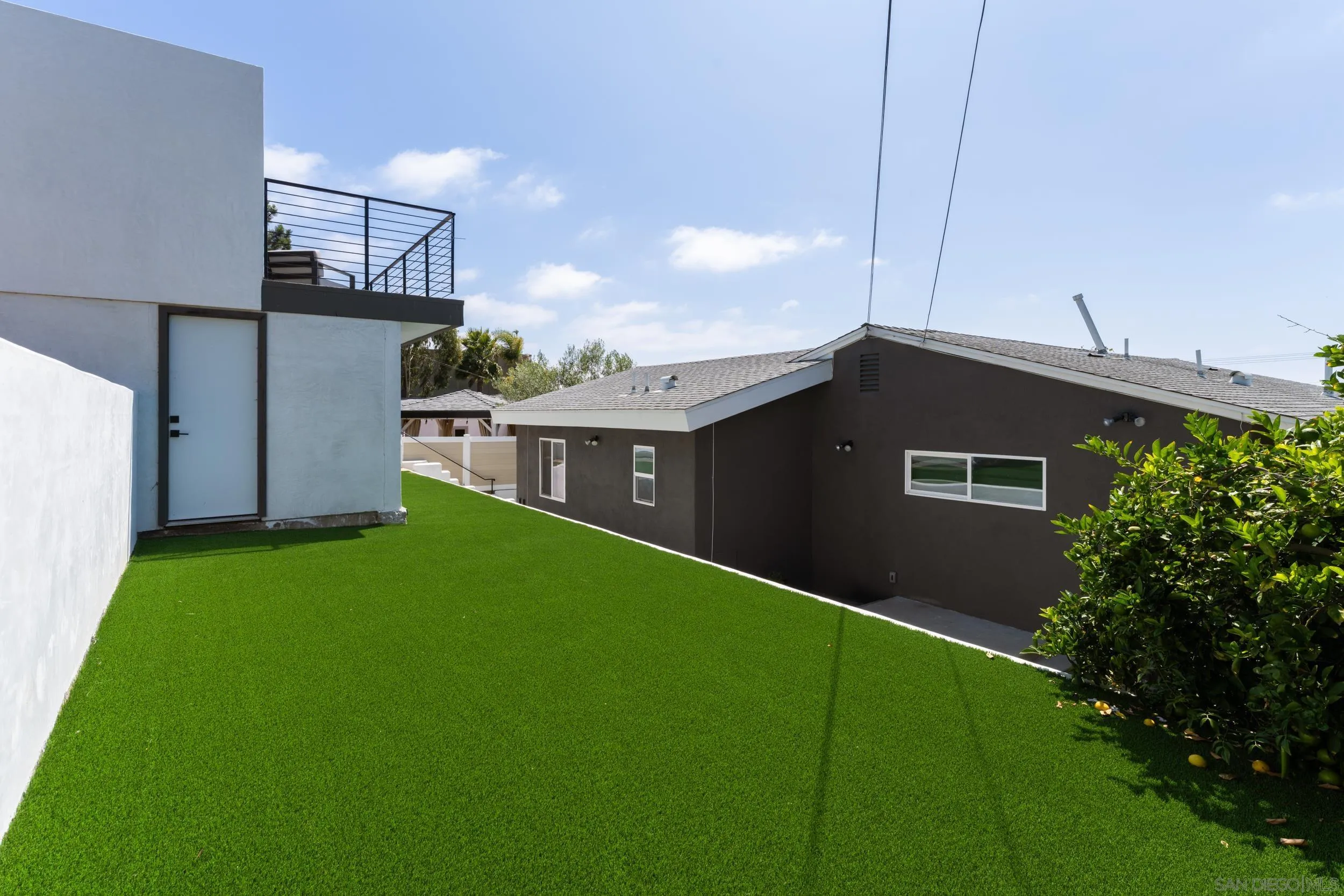 https://cdn.realtyfeed.com/cdn/127/260011375/429105853622c28141eb3f8f90c9d3af.webp