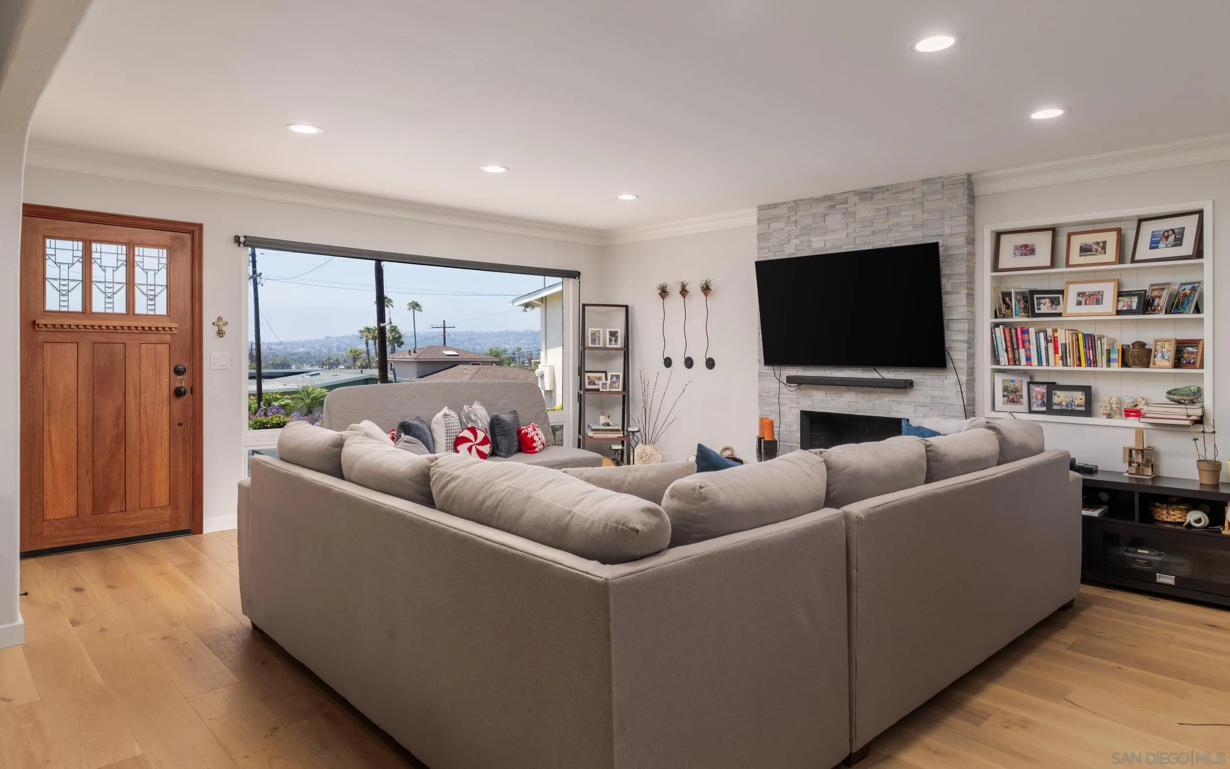 https://cdn.realtyfeed.com/cdn/127/260011375/9e30d51ec5585555c142a53498e24a95.webp