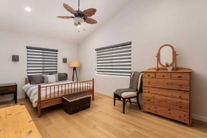2435 FRANKFORT, OLD TOWN SD, CA 92110  Photo 17