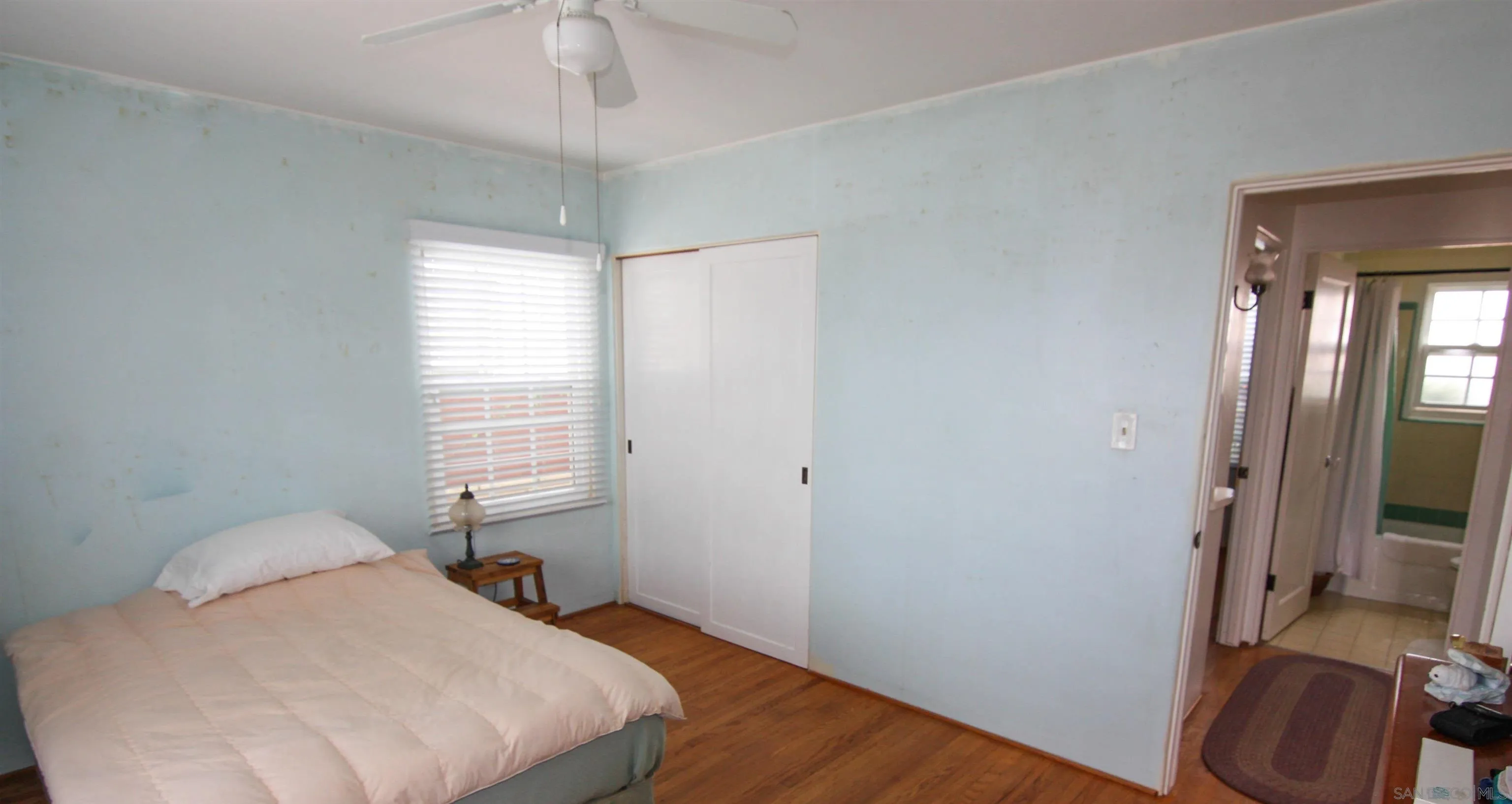 https://cdn.realtyfeed.com/cdn/127/260011379/8e31f4add98bc06eae231eb635a8c51b.webp