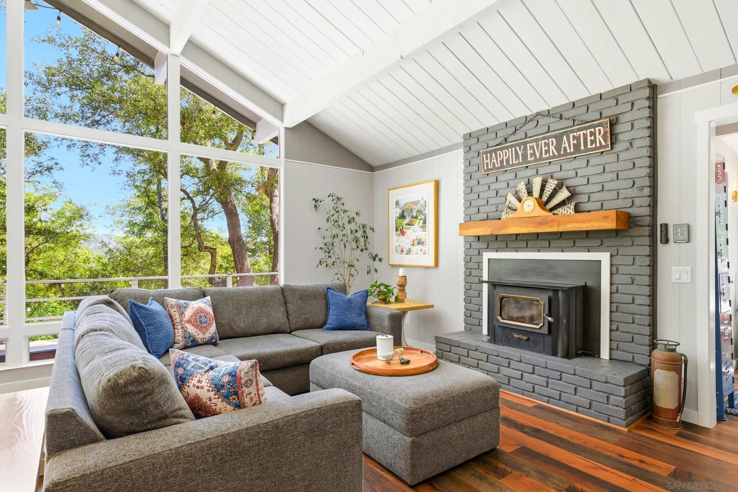 https://cdn.realtyfeed.com/cdn/127/260011380/18bfba5ae09a6e567127b9181a05a8e0.webp