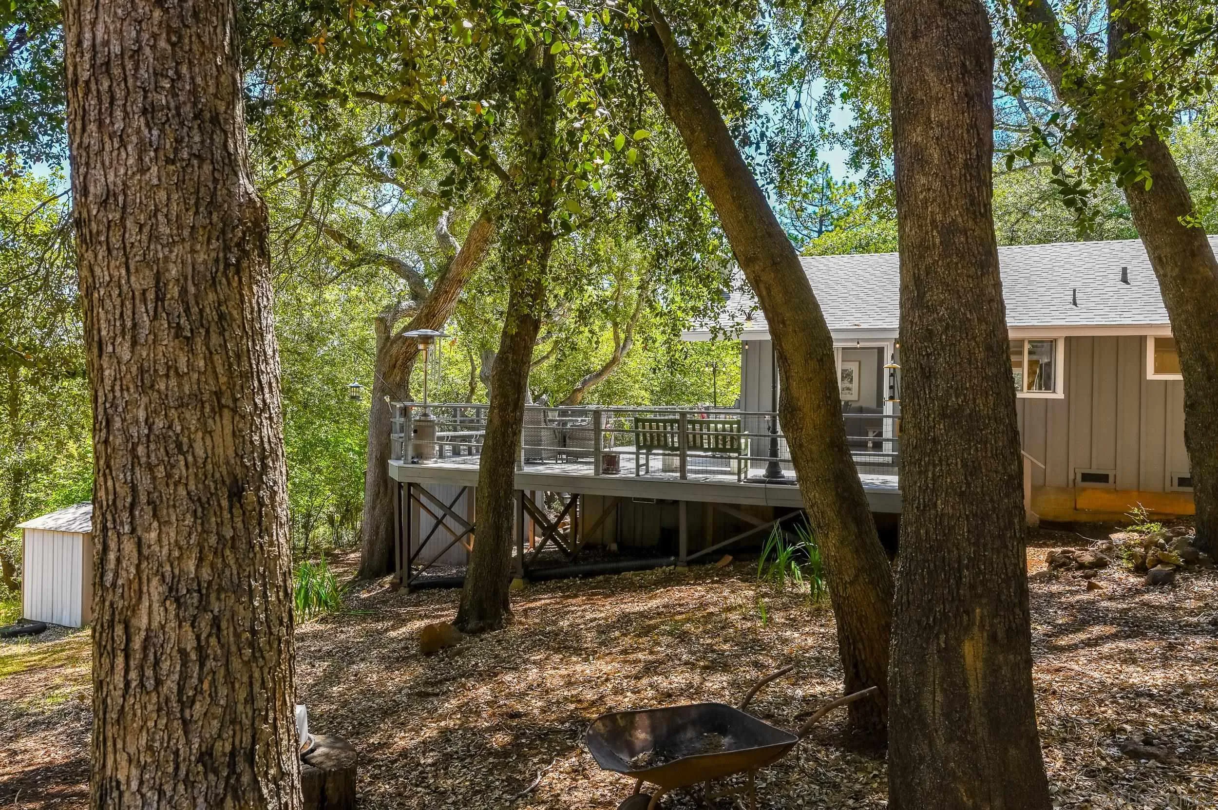 https://cdn.realtyfeed.com/cdn/127/260011380/5555e77ca854c23f80f22339132730f6.webp