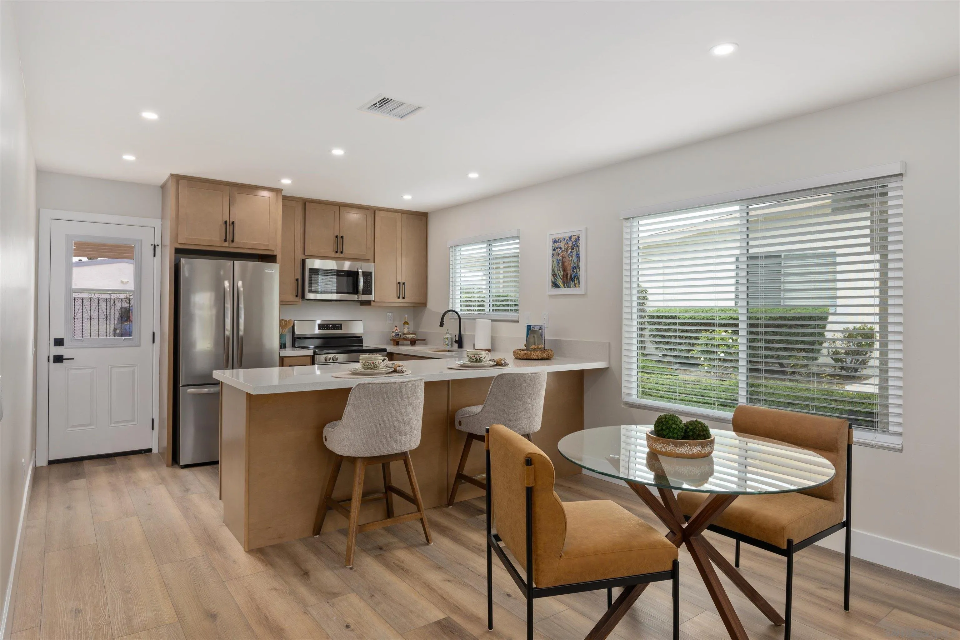 https://cdn.realtyfeed.com/cdn/127/260011382/03df8090622ec9a6919ea11a5aa256f1.webp