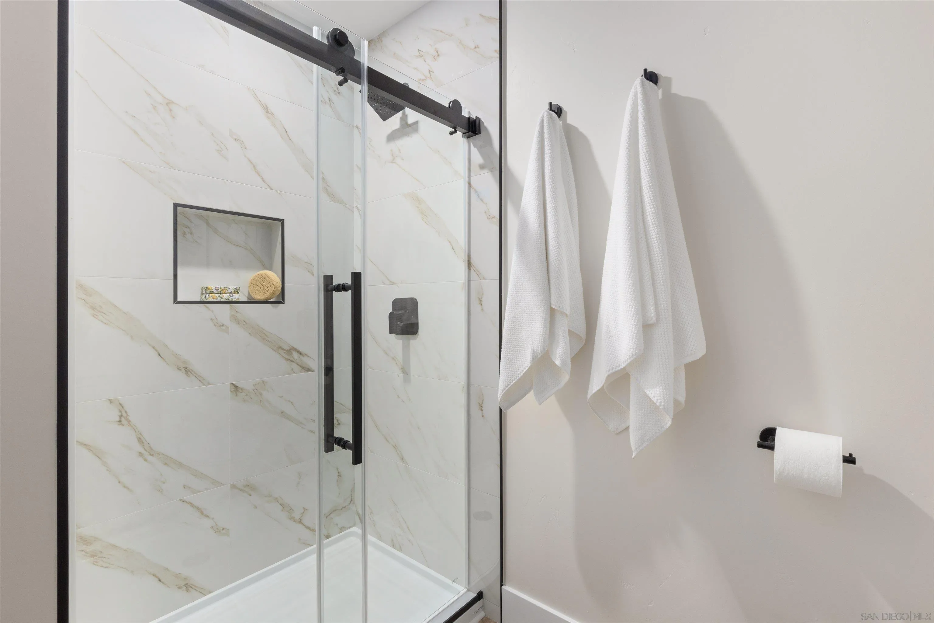 https://cdn.realtyfeed.com/cdn/127/260011382/12f6ee2d466b7f16e9a2c14424147866.webp