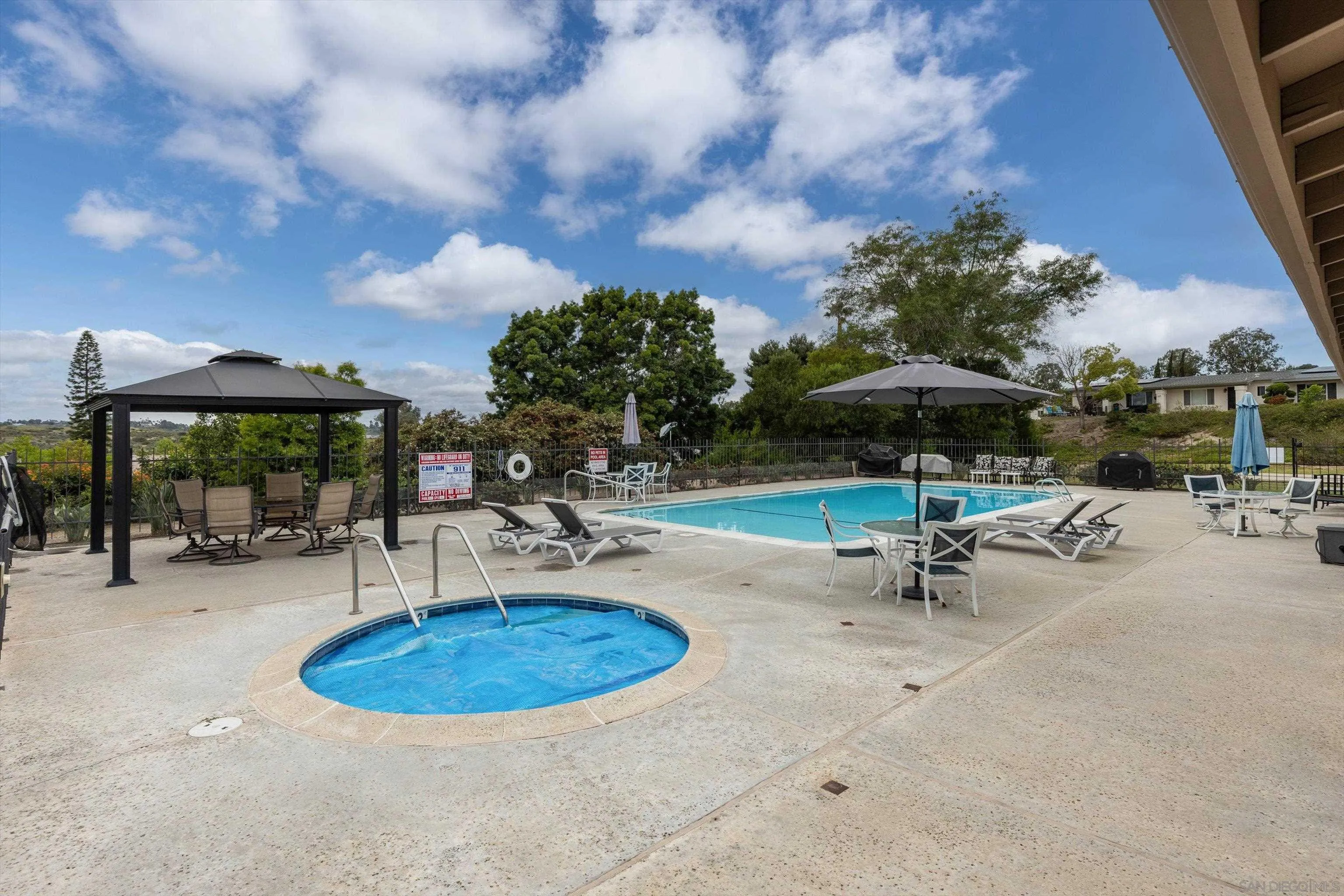 https://cdn.realtyfeed.com/cdn/127/260011382/cdaa646c7af860e7e0b5c9305d3c9ac0.webp