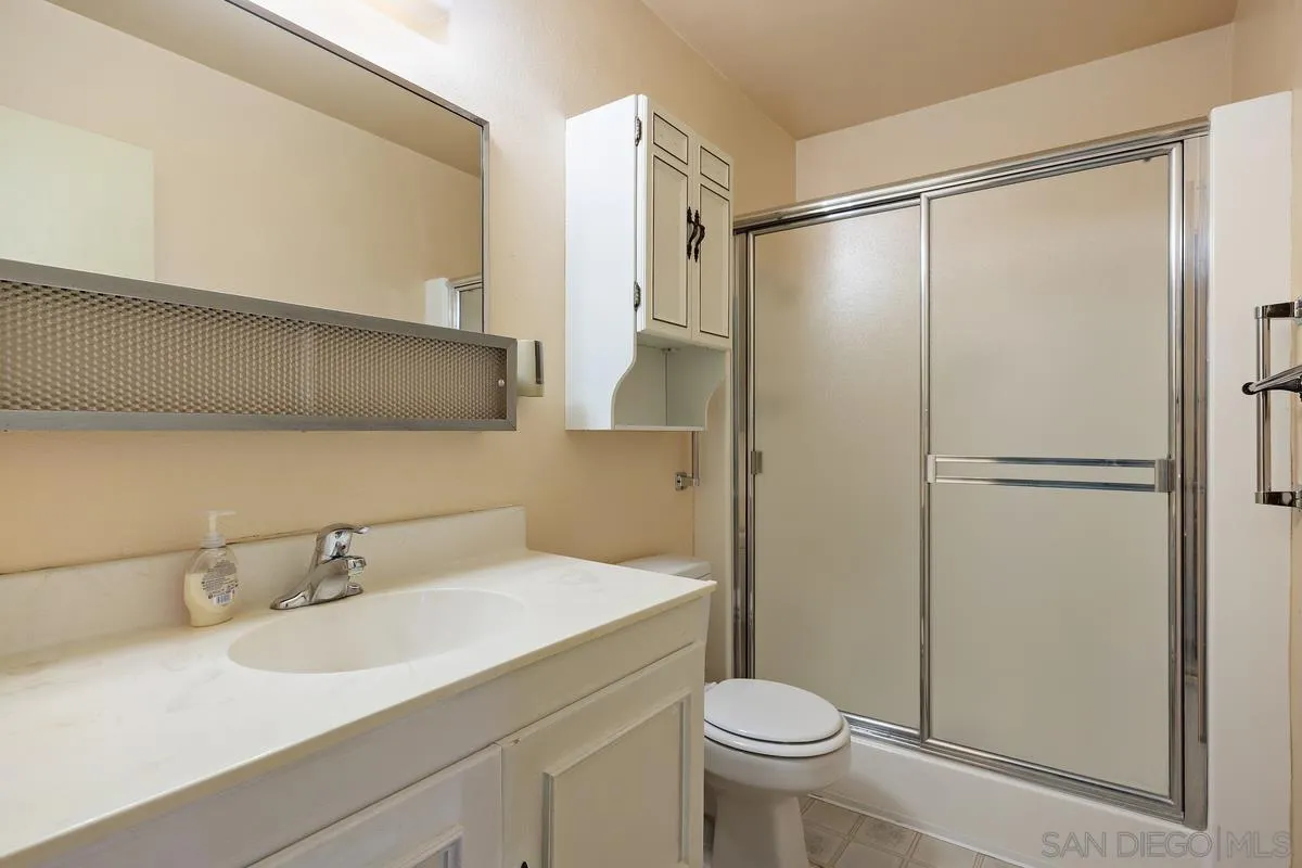 https://cdn.realtyfeed.com/cdn/127/260011391/654ff1578abf6c3bba85c8866c8216a9.webp