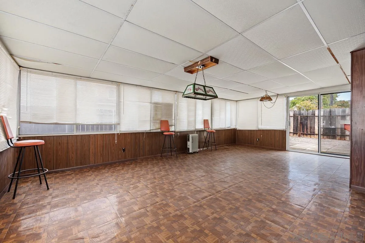 https://cdn.realtyfeed.com/cdn/127/260011391/86e1d07c60e333a8578c140f002bf375.webp