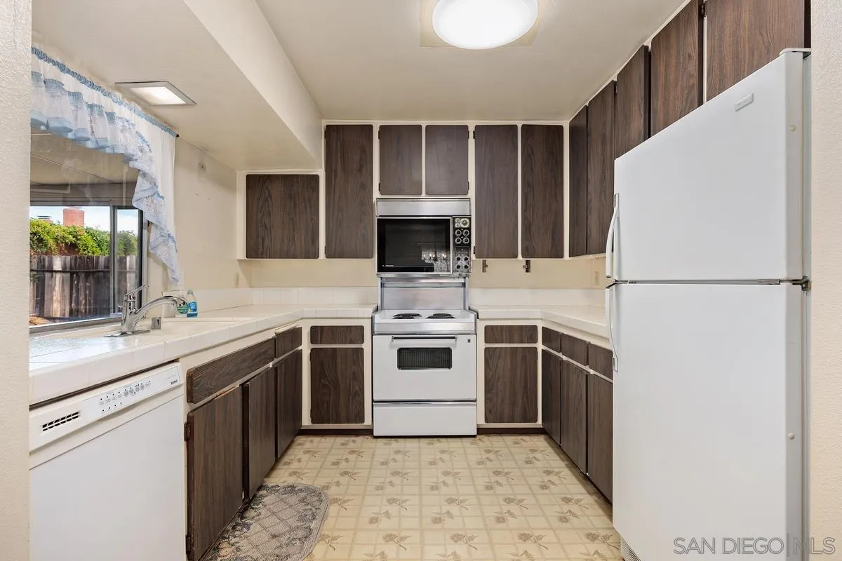https://cdn.realtyfeed.com/cdn/127/260011391/8c768061038cab1c569ef29ca47b5bbf.webp