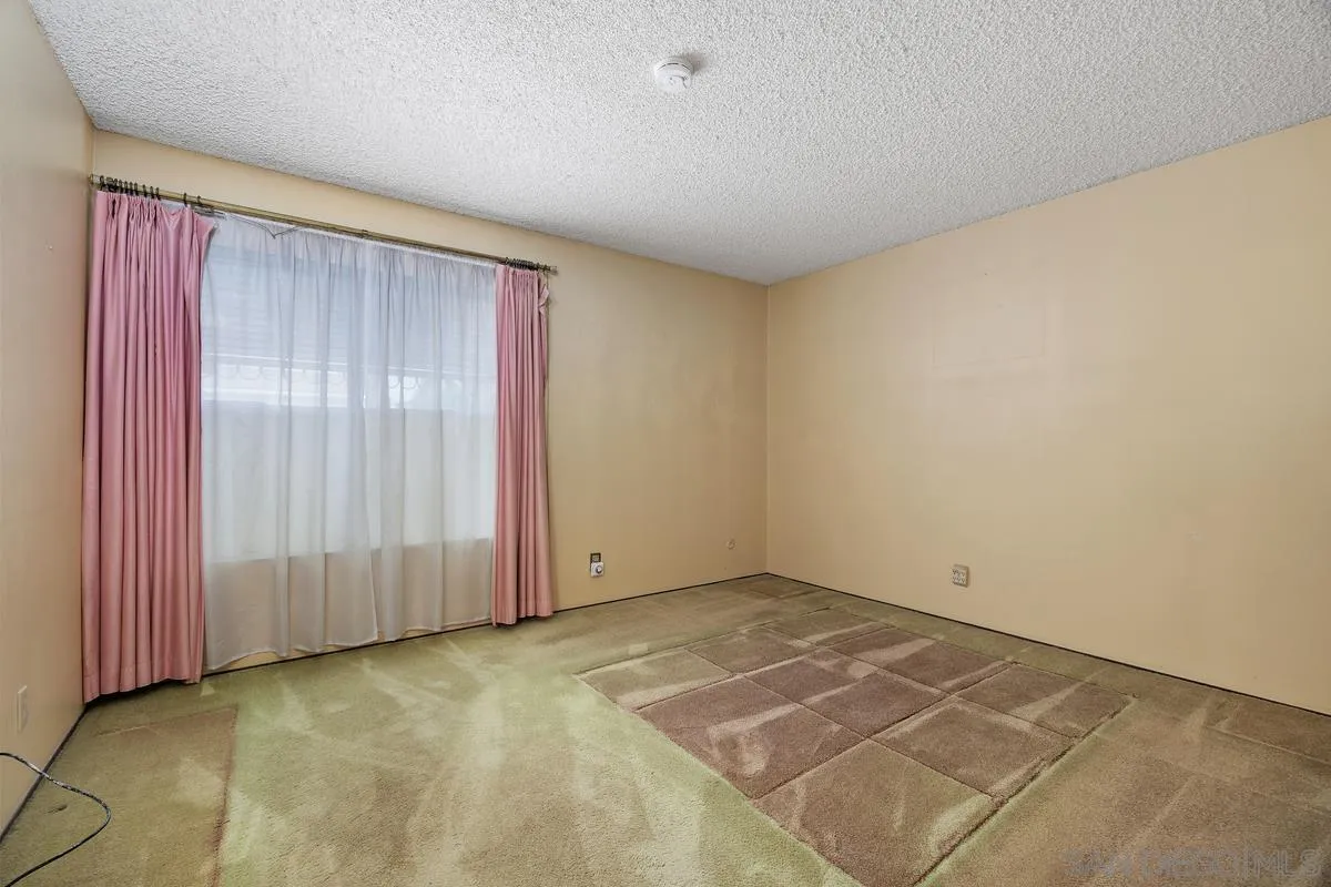 https://cdn.realtyfeed.com/cdn/127/260011391/e2ceef1f541ba1ade25501751e48624b.webp