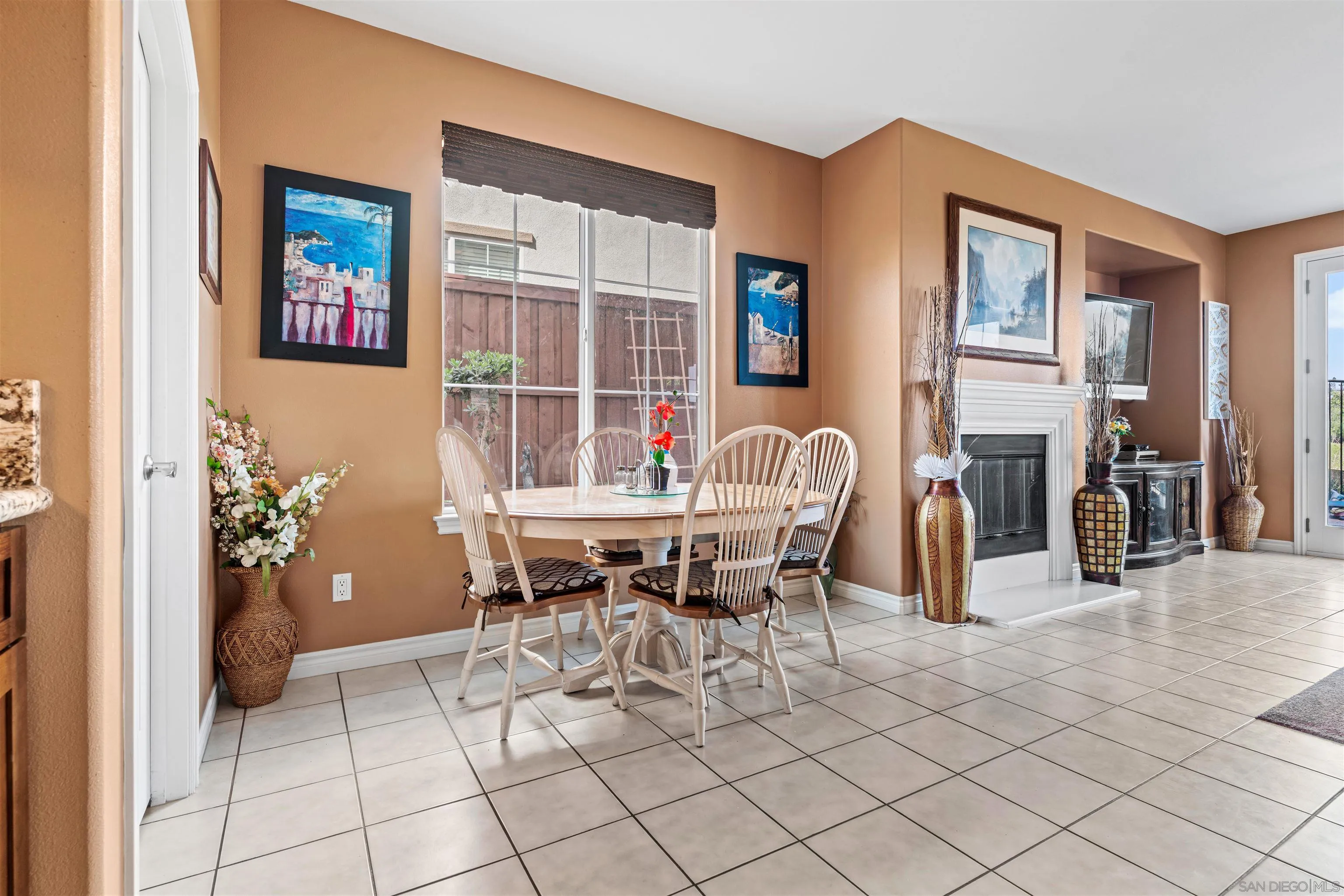 https://cdn.realtyfeed.com/cdn/127/260011392/133f846dd369e482a19572991f599682.webp