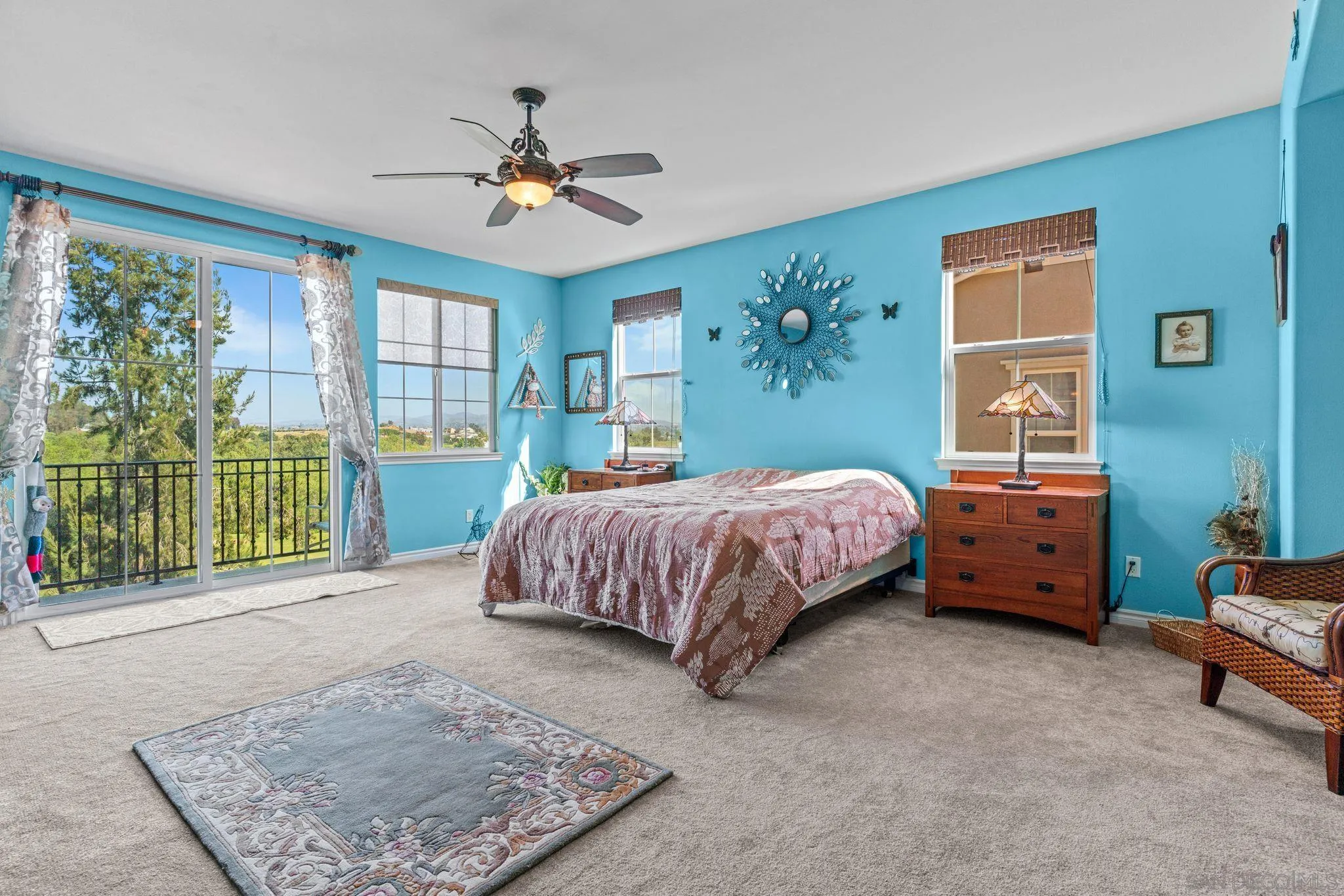https://cdn.realtyfeed.com/cdn/127/260011392/3cb835e9e1275a40726c1bd7b6e136b3.webp