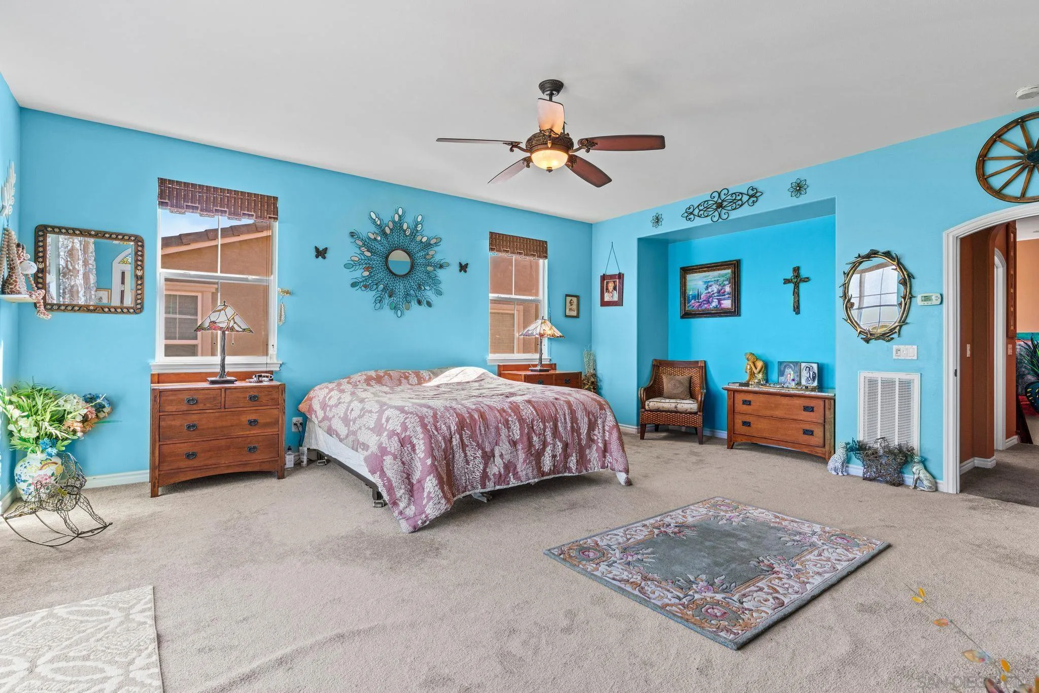 https://cdn.realtyfeed.com/cdn/127/260011392/97849f19f7fcb739b658571adc7ac319.webp