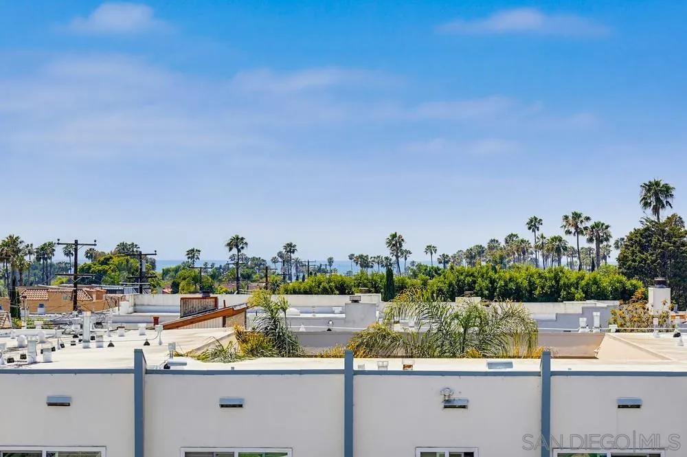 https://cdn.realtyfeed.com/cdn/127/260011395/33b234320e33095ee820b826956f16a8.webp