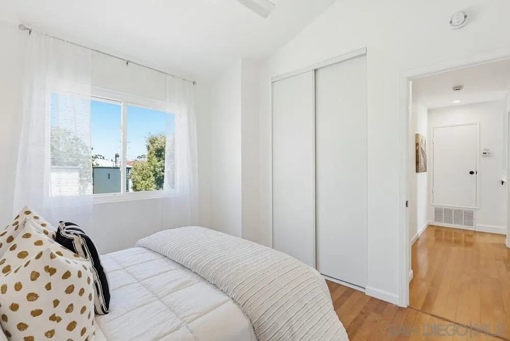 https://cdn.realtyfeed.com/cdn/127/260011395/8d48ce4c3bea7e6f869e69928792e251.webp