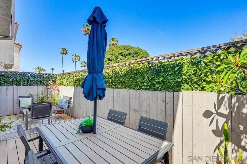 https://cdn.realtyfeed.com/cdn/127/260011395/b0a2178423c7a61f615d52c1ebb8f26f.webp