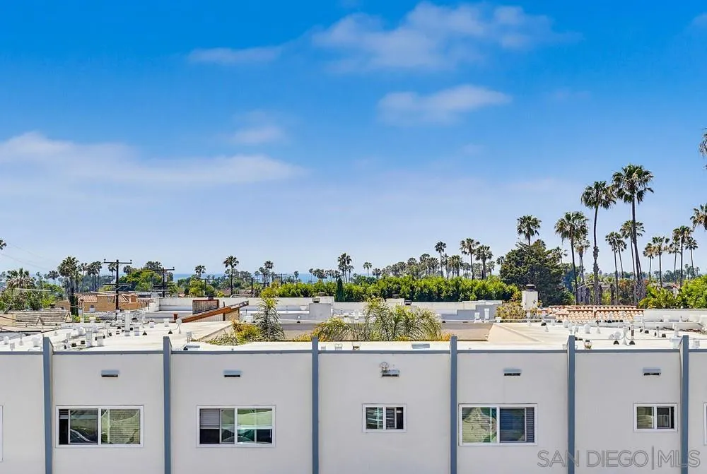 https://cdn.realtyfeed.com/cdn/127/260011395/b75d9e08c2bcebf22e14b06583d2c191.webp