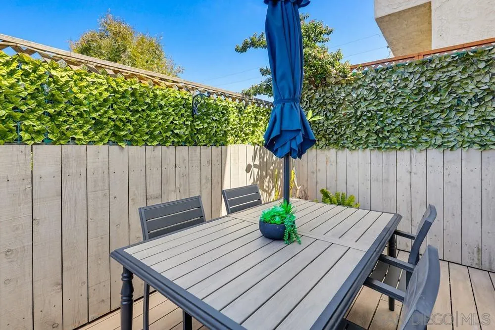 https://cdn.realtyfeed.com/cdn/127/260011395/ffadb99c884bbac14a2a3b60346fd665.webp