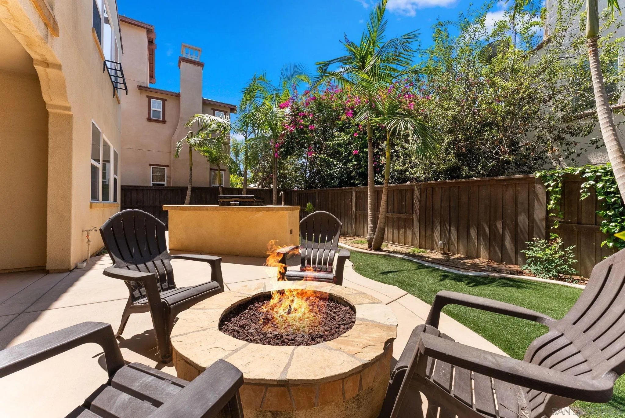 https://cdn.realtyfeed.com/cdn/127/260011397/0152522cfca241dc49a2b3d6ad266590.webp