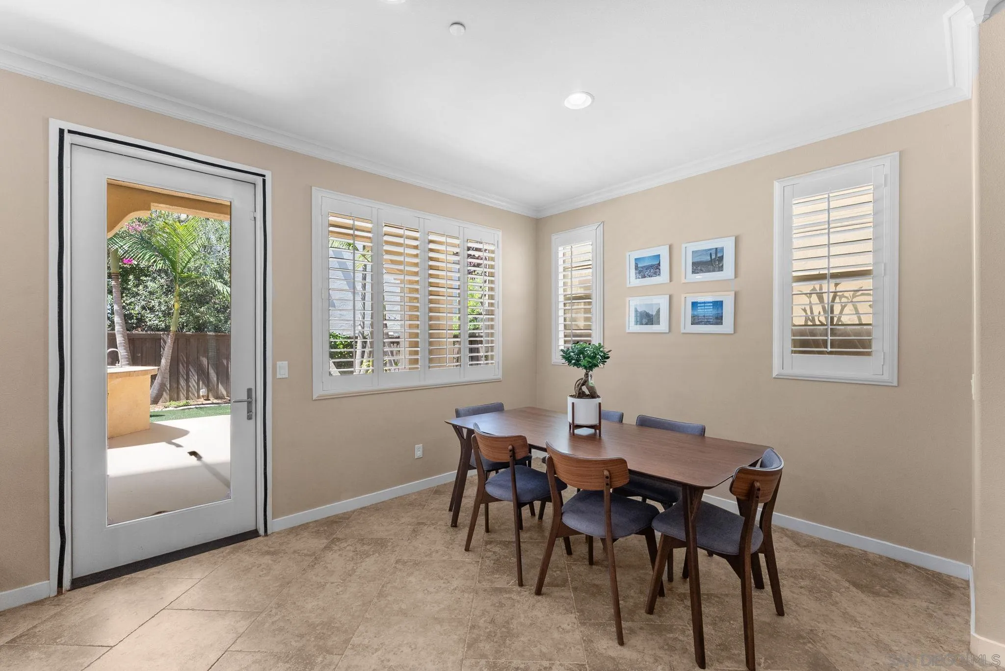 https://cdn.realtyfeed.com/cdn/127/260011397/072bc8ea6b14fa36aff7226f3f5229da.webp
