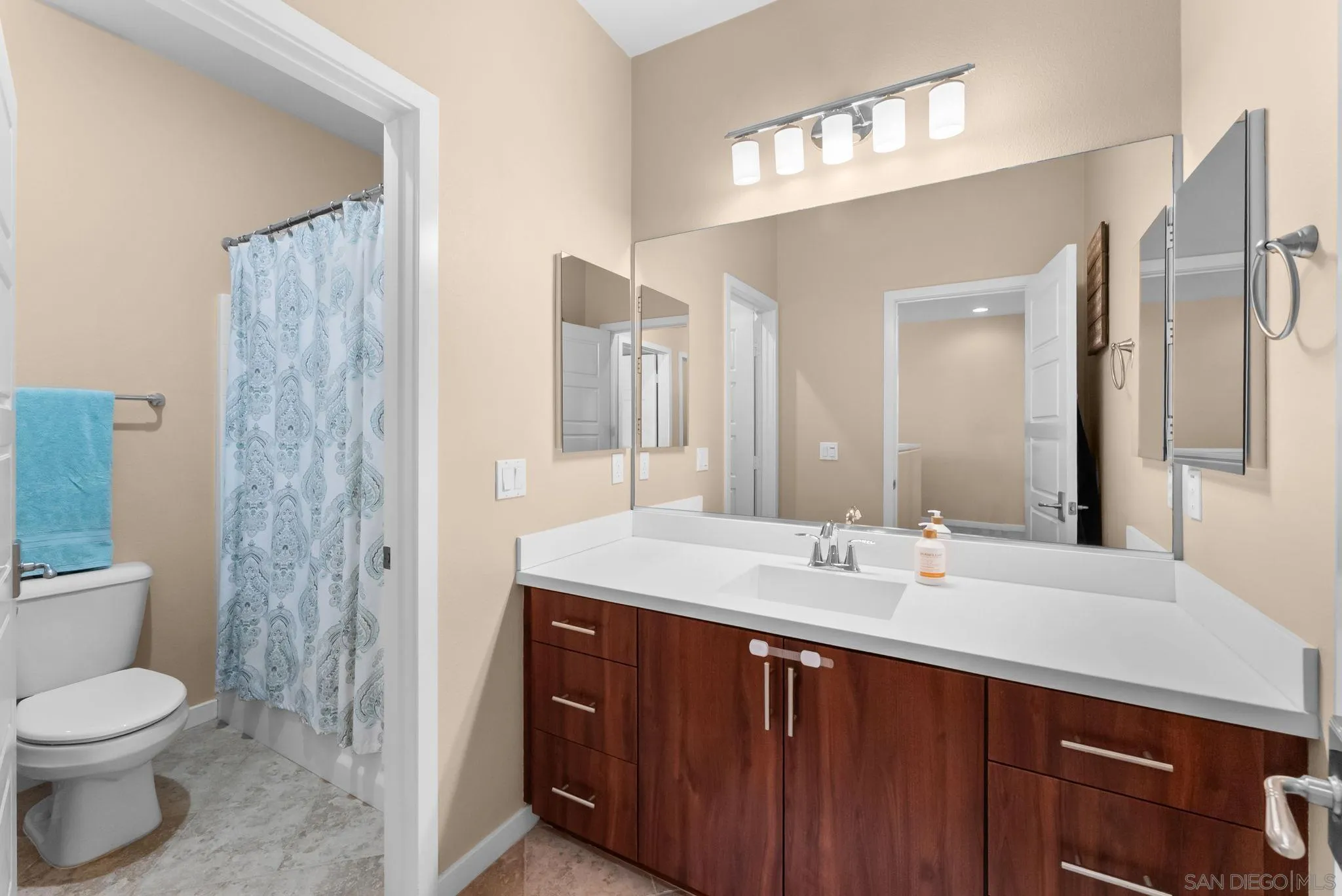 https://cdn.realtyfeed.com/cdn/127/260011397/6eb94049349b21fb3d8486b876f49f84.webp