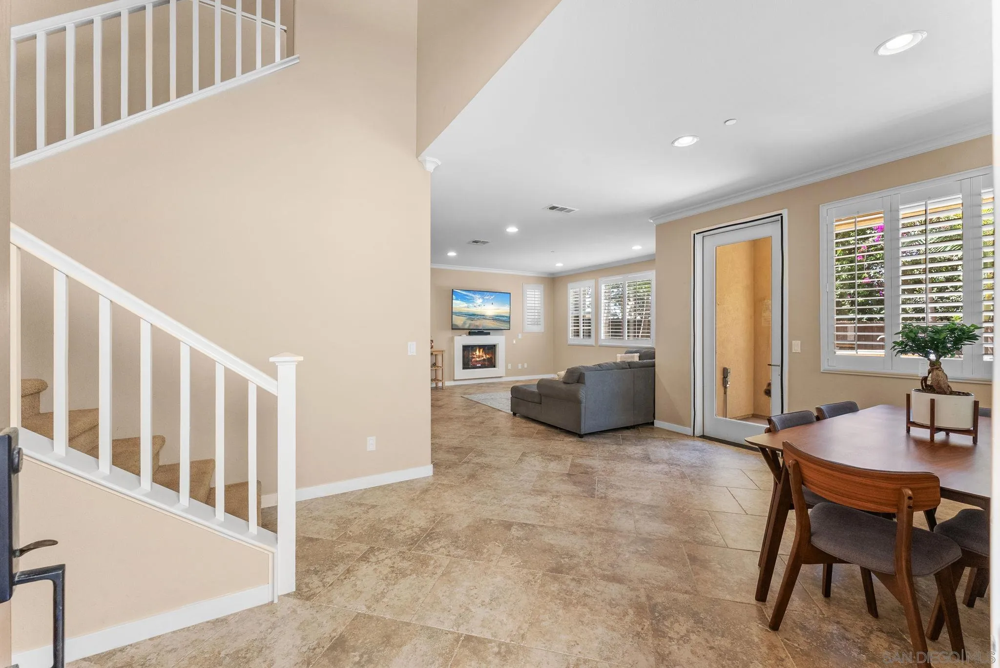 https://cdn.realtyfeed.com/cdn/127/260011397/7c6b558cf907f00b67626effb42048f7.webp