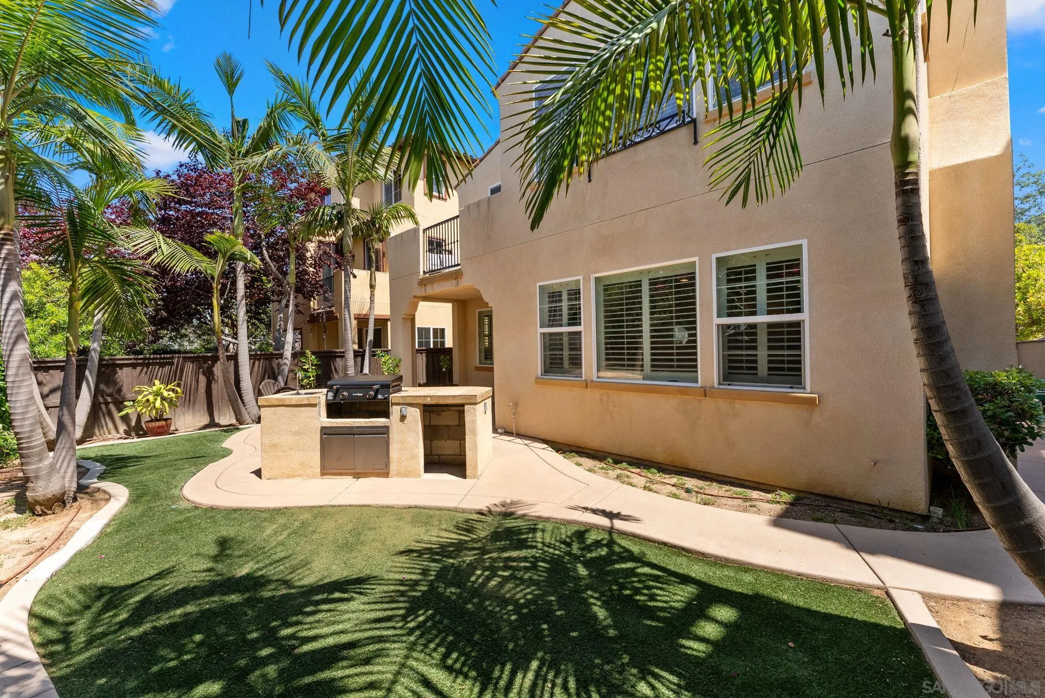 https://cdn.realtyfeed.com/cdn/127/260011397/a33c89ba638aaefbd39f957daa8aad04.webp