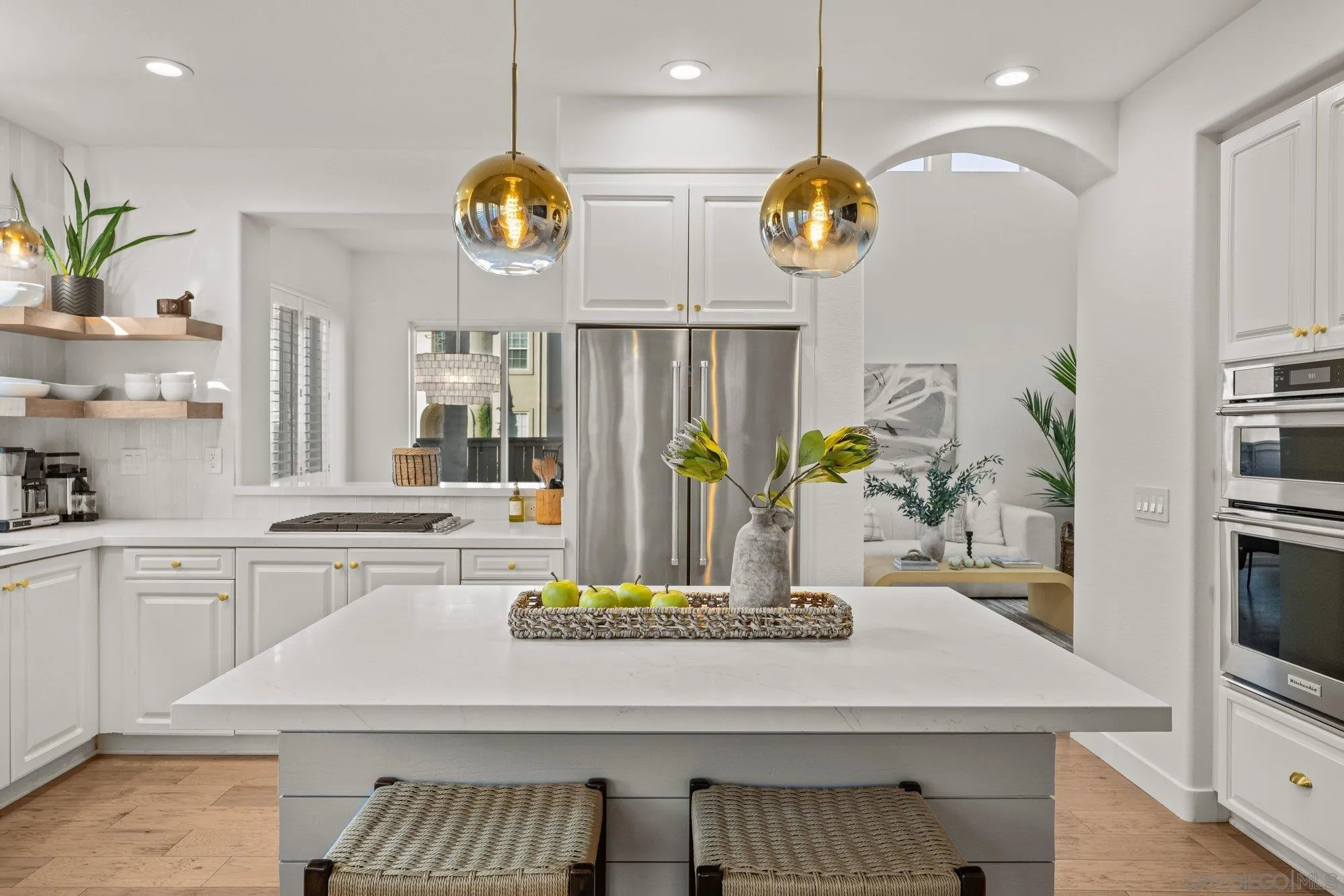 https://cdn.realtyfeed.com/cdn/127/260011398/0552675b9fd9bfb3cc5c27a56cc732f0.webp
