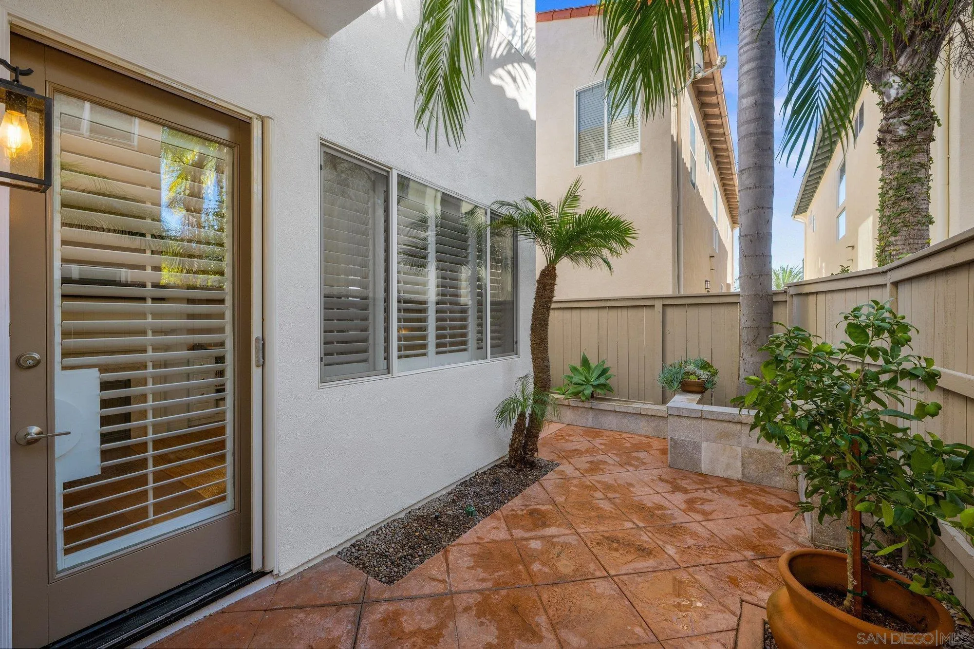 https://cdn.realtyfeed.com/cdn/127/260011398/1616b9e8eb3a904b3eb7647a293a64c1.webp