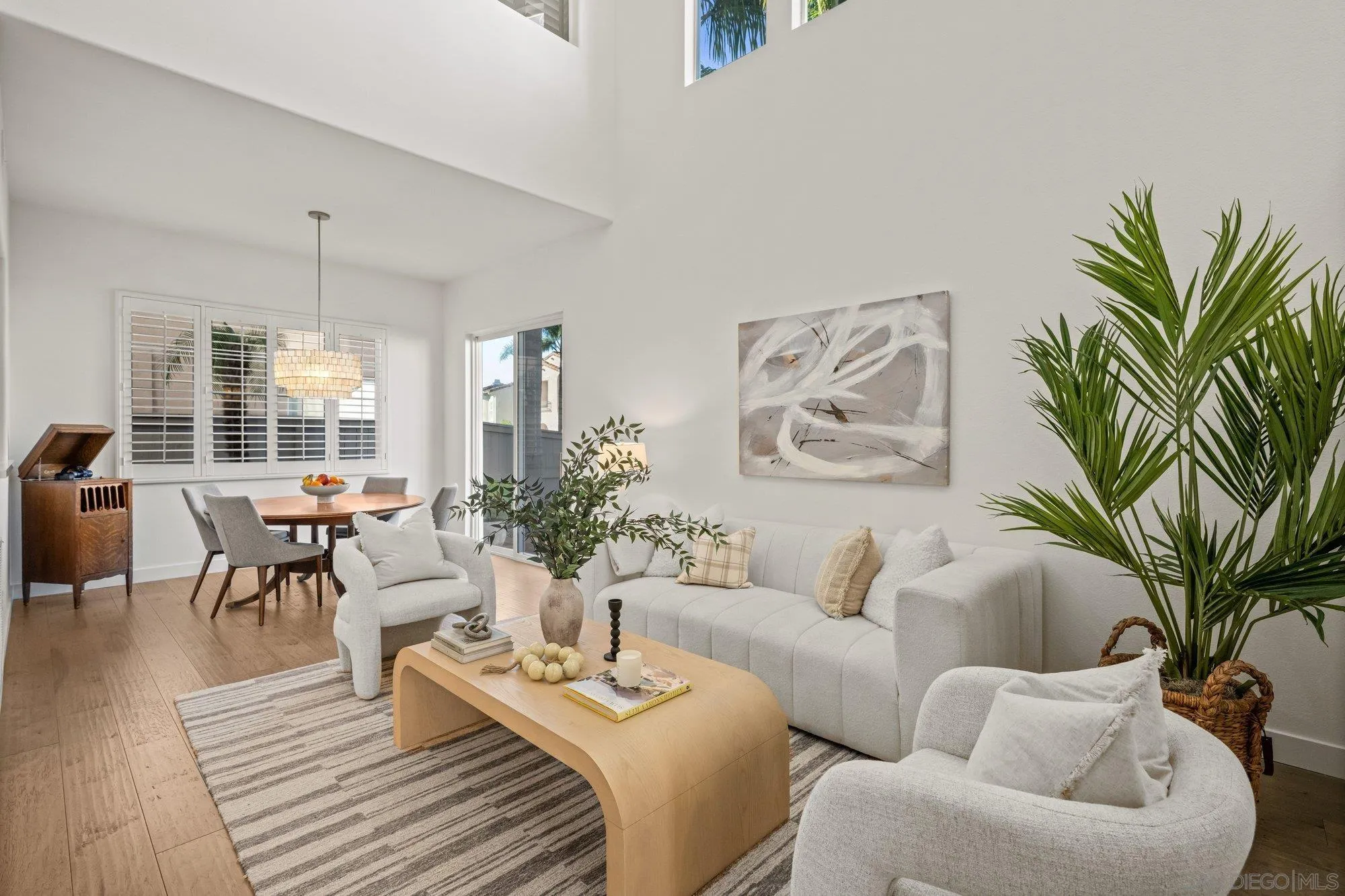 https://cdn.realtyfeed.com/cdn/127/260011398/57d3c1a8d98f85d7ed46ed614bc06f5a.webp