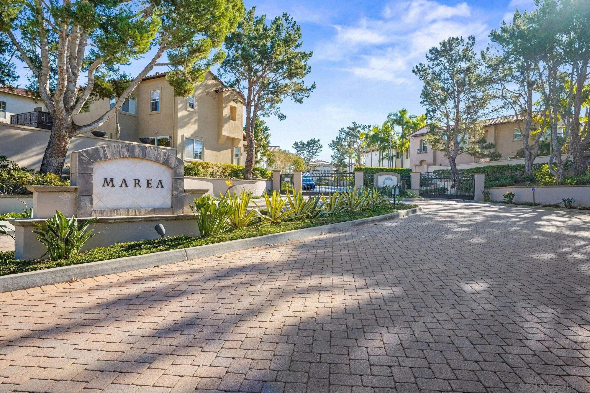 https://cdn.realtyfeed.com/cdn/127/260011398/c00619b79317af04838c50bacb224970.webp