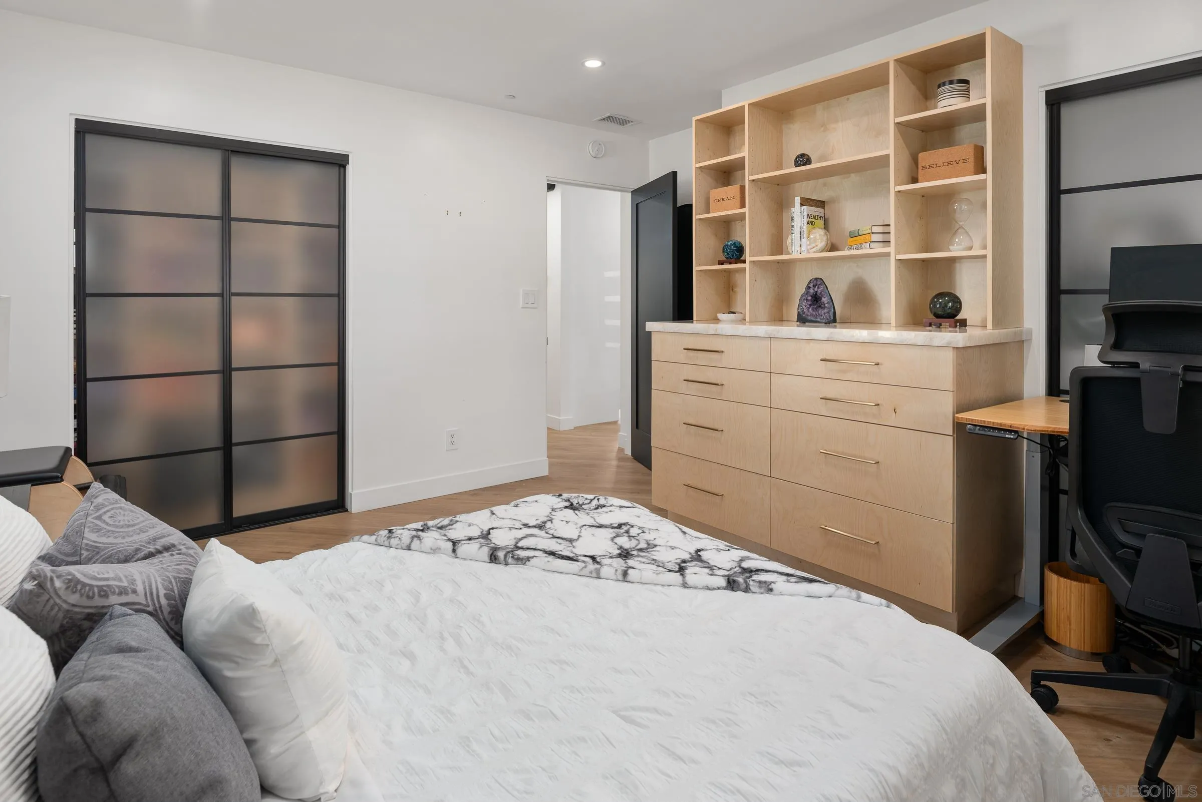 https://cdn.realtyfeed.com/cdn/127/260011399/00c618ce899a52422850ac4339fa0568.webp