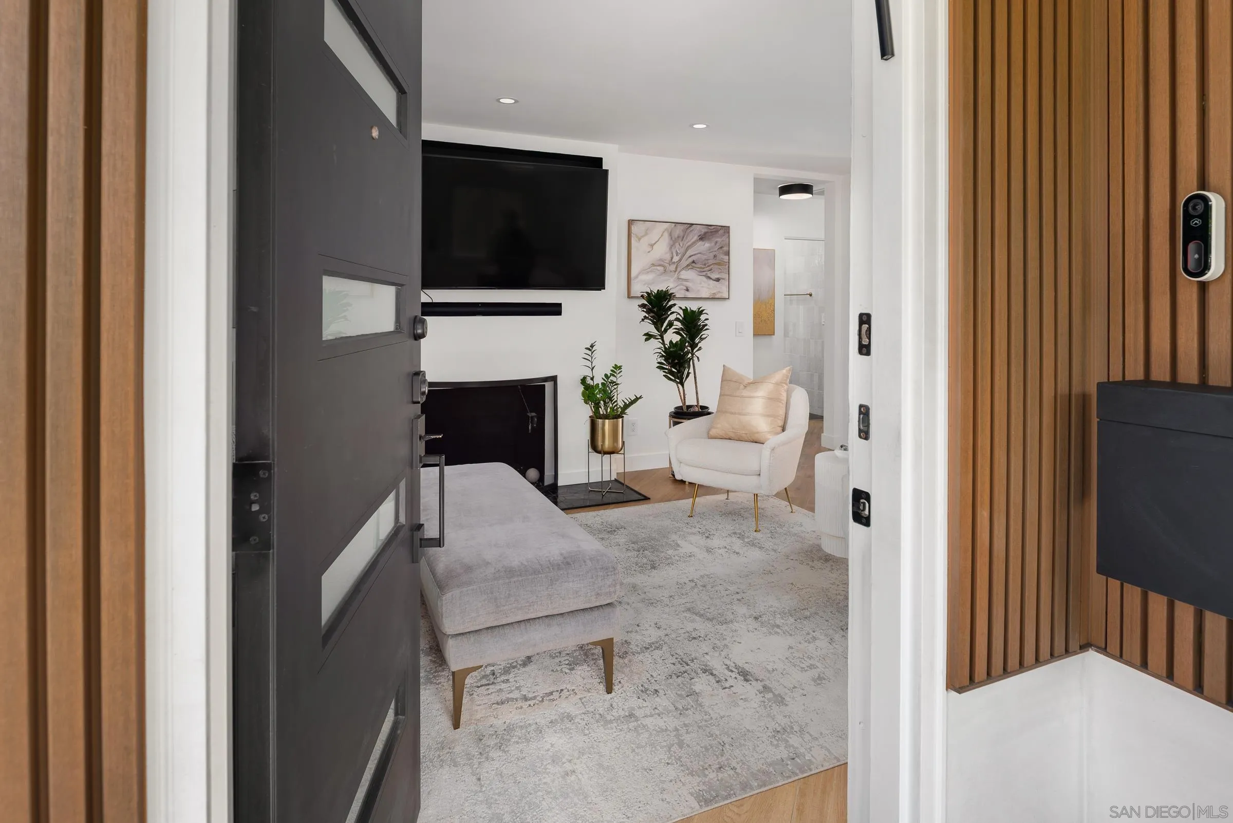 https://cdn.realtyfeed.com/cdn/127/260011399/084a2c6b4ff4f920d2f962b0d583fd40.webp