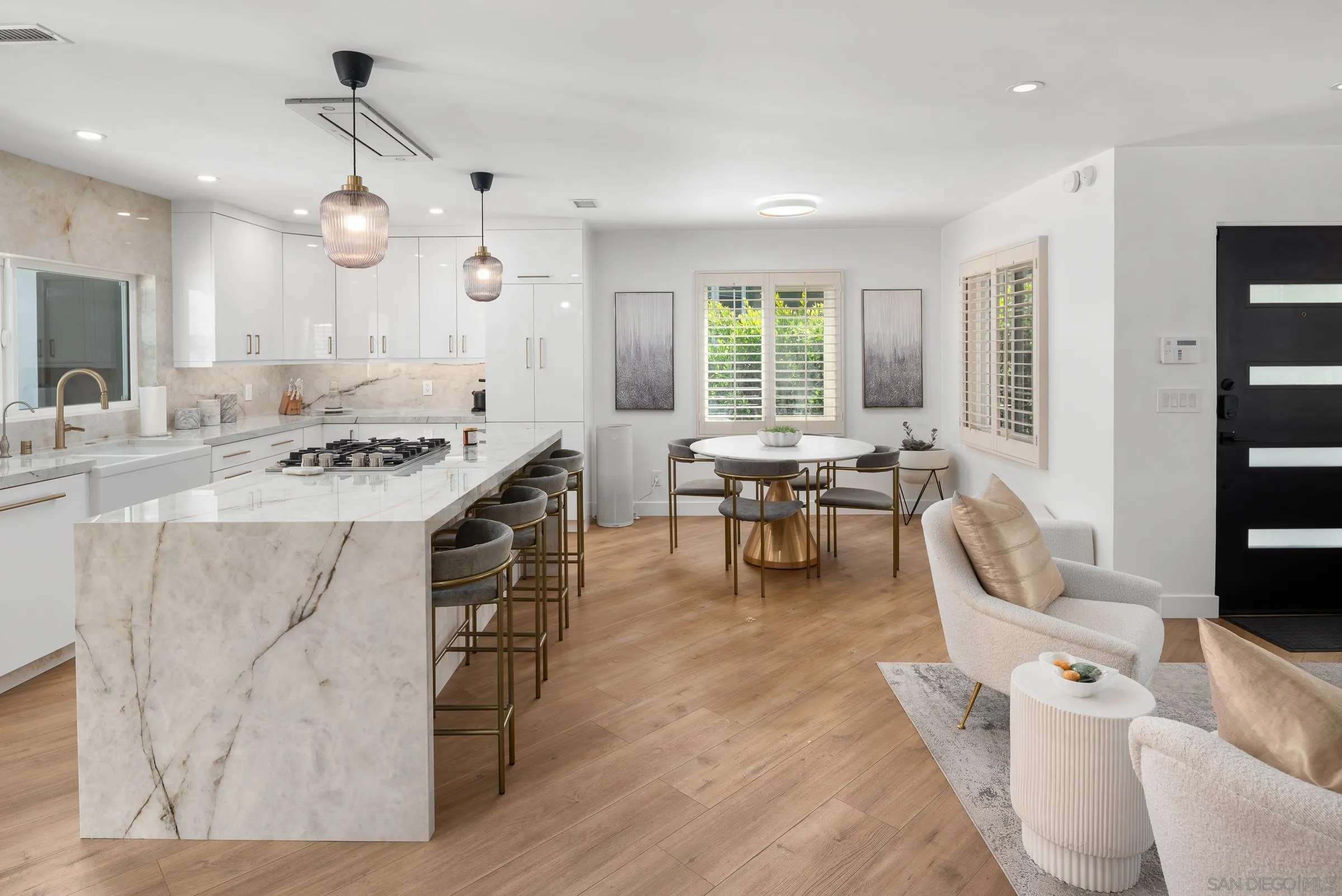 https://cdn.realtyfeed.com/cdn/127/260011399/4e4f3aaf92591ca1da7346e0142b91fd.webp